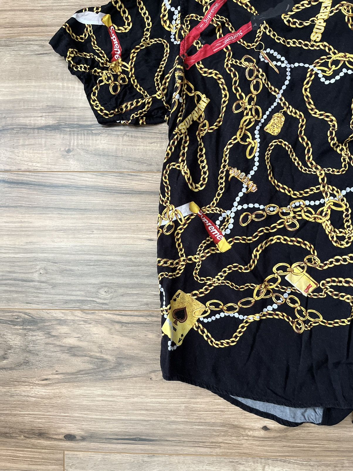 Supreme Supreme Chains Rayon S/S Shirt Size US M / EU 48-50 / 2 - 13 Thumbnail