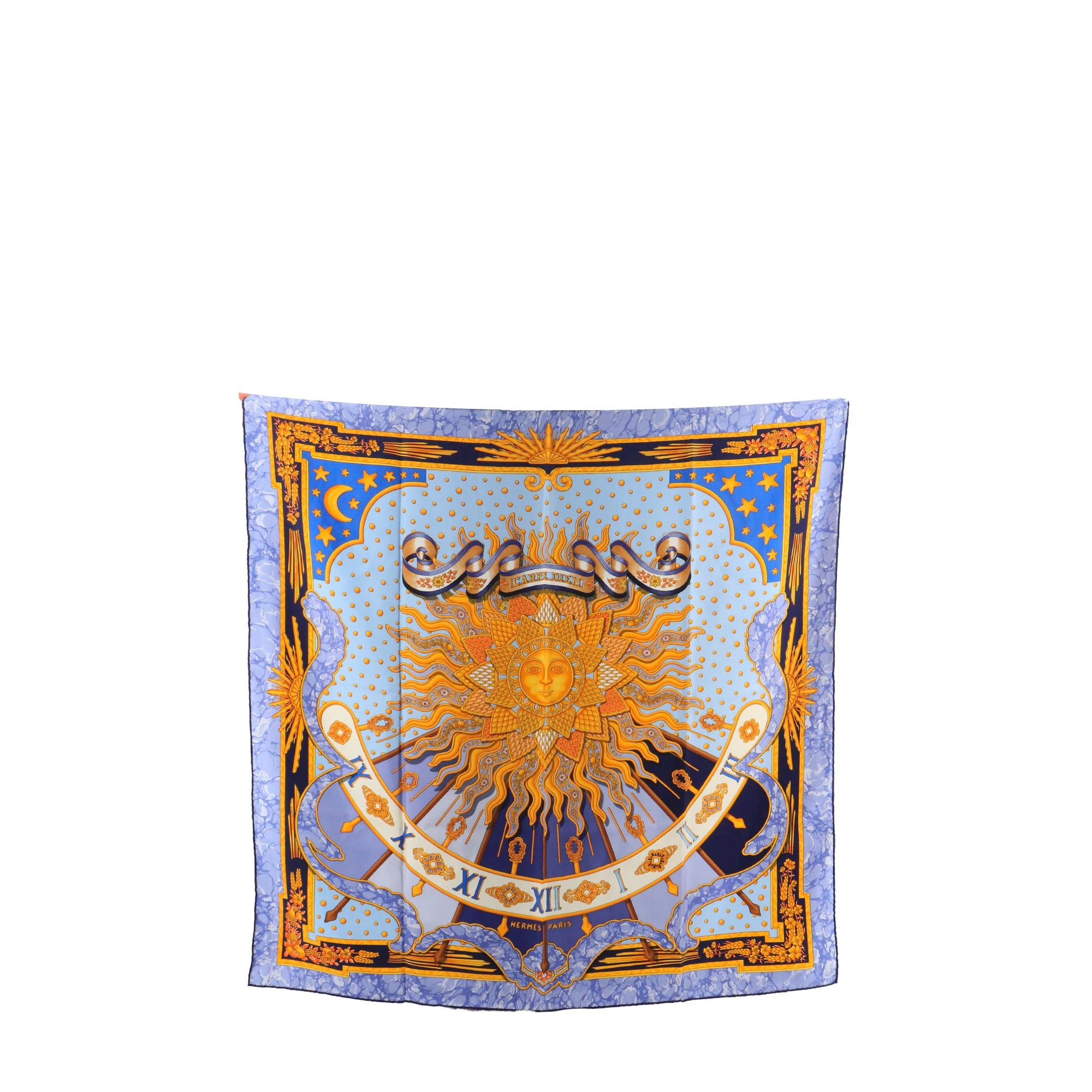 HERMÈS Carré 90 Carpe Diem Hermès in navy blue silk