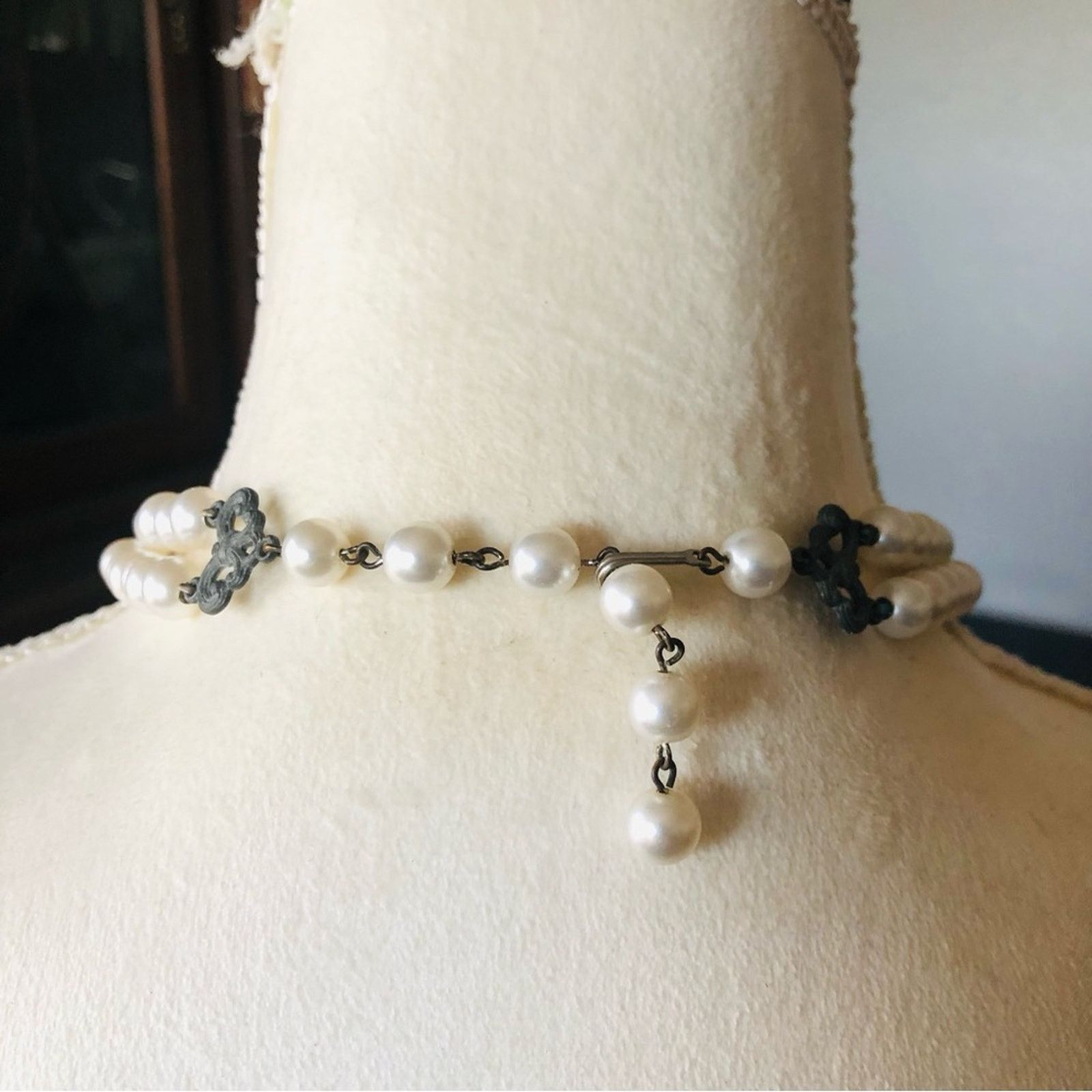Vintage Vintage mid century white pearl AB choker necklace Size ONE SIZE - 7 Thumbnail