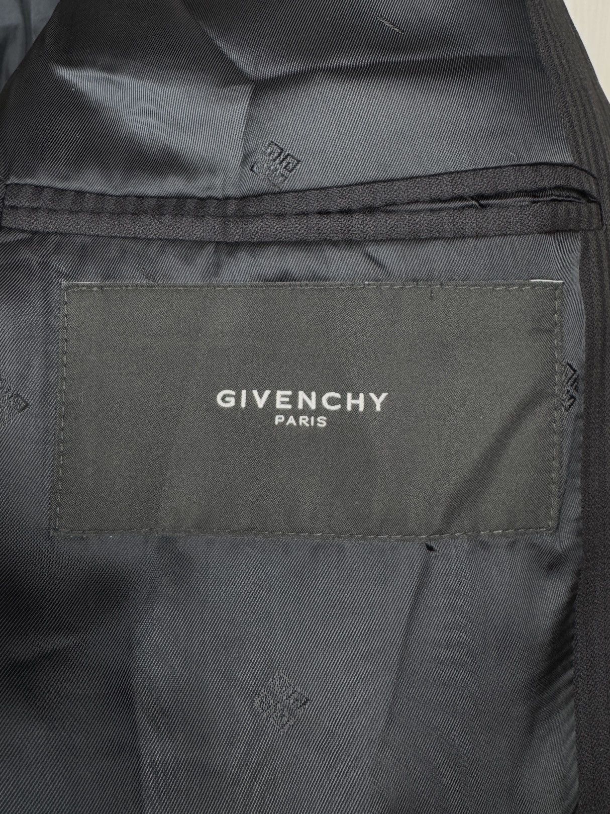 Givenchy Givenchy Paris Navy Blue Wool Pinstripe blazer sport coat Size 38R - 10 Thumbnail