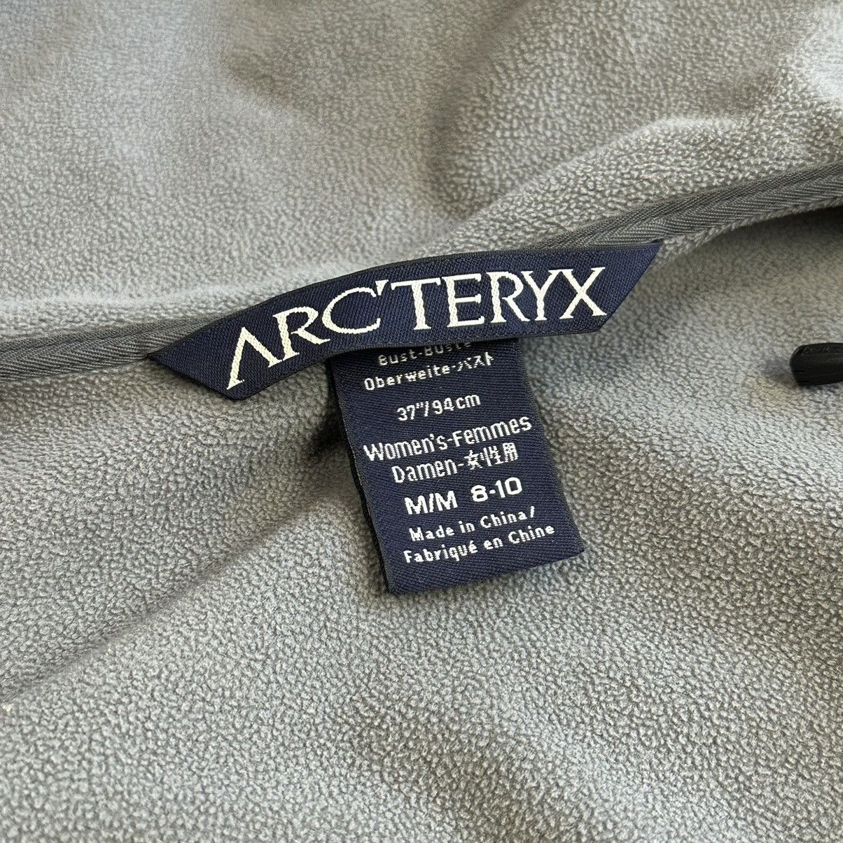 Arc'teryx × Vintage Arc'teryx Soft Shell Hooded Jacket Women's Size M Size M / US 6-8 / IT 42-44 - 17 Thumbnail