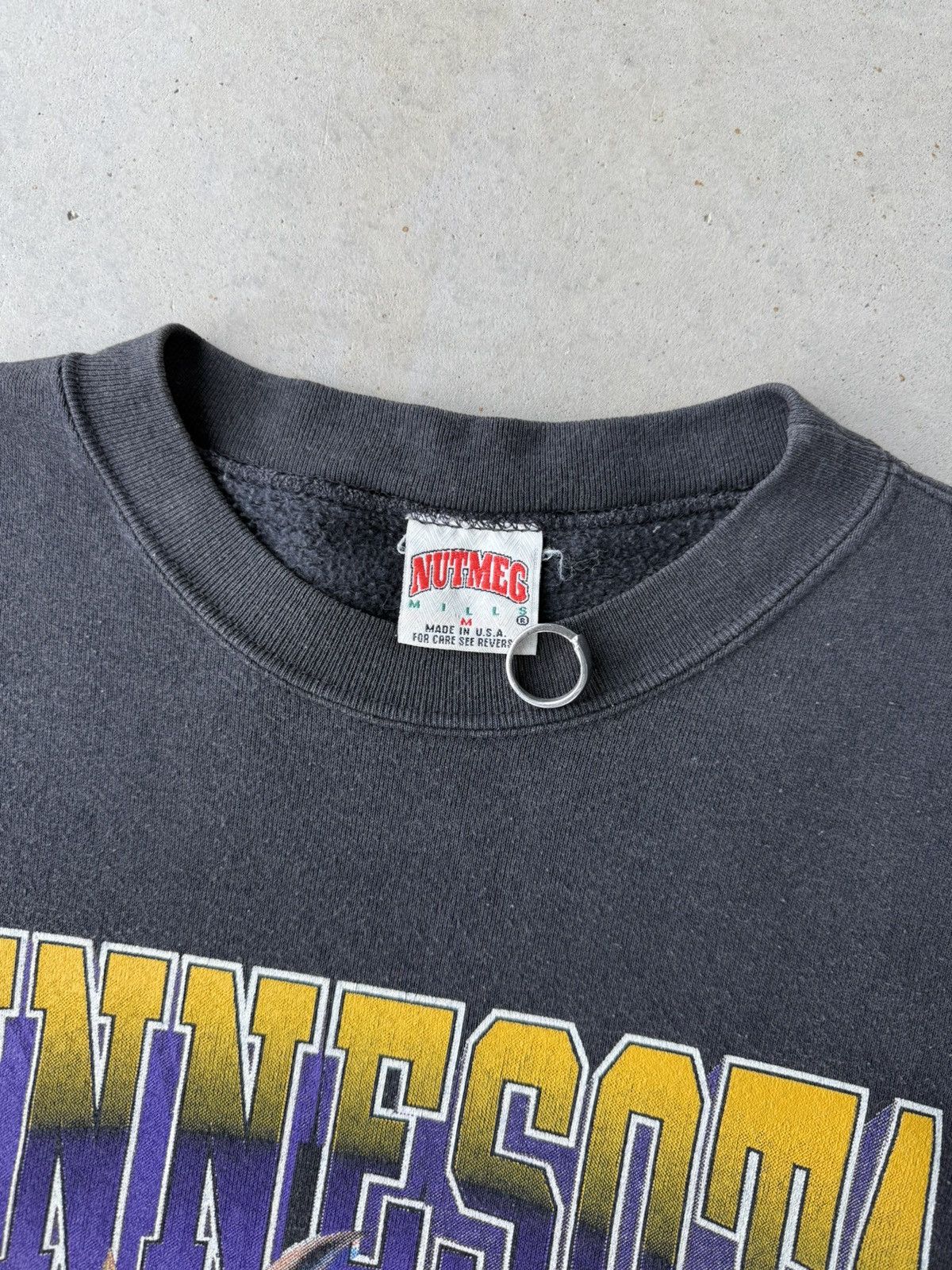 Vintage Vintage 90s Minnesota Vikings Nutmeg Breakthrough Crewneck Size US M / EU 48-50 / 2 - 5 Thumbnail