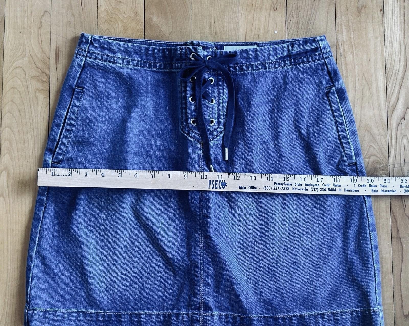 Ann Taylor Ann Taylor Loft Denim Jean Lace Up Mini Skirt 100 % Cotton Size 30" / US 8 / IT 44 - 6 Thumbnail