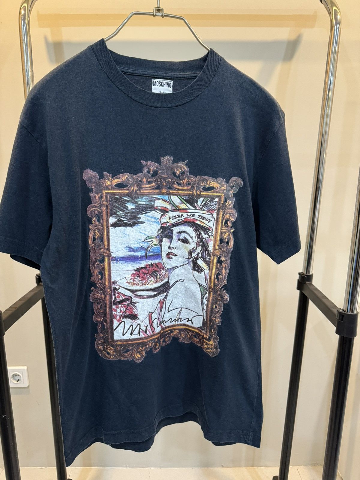 Moschino Vintage Moschino “ In Pizza We Trust “ Tee Size US S / EU 44-46 / 1 - 2 Thumbnail