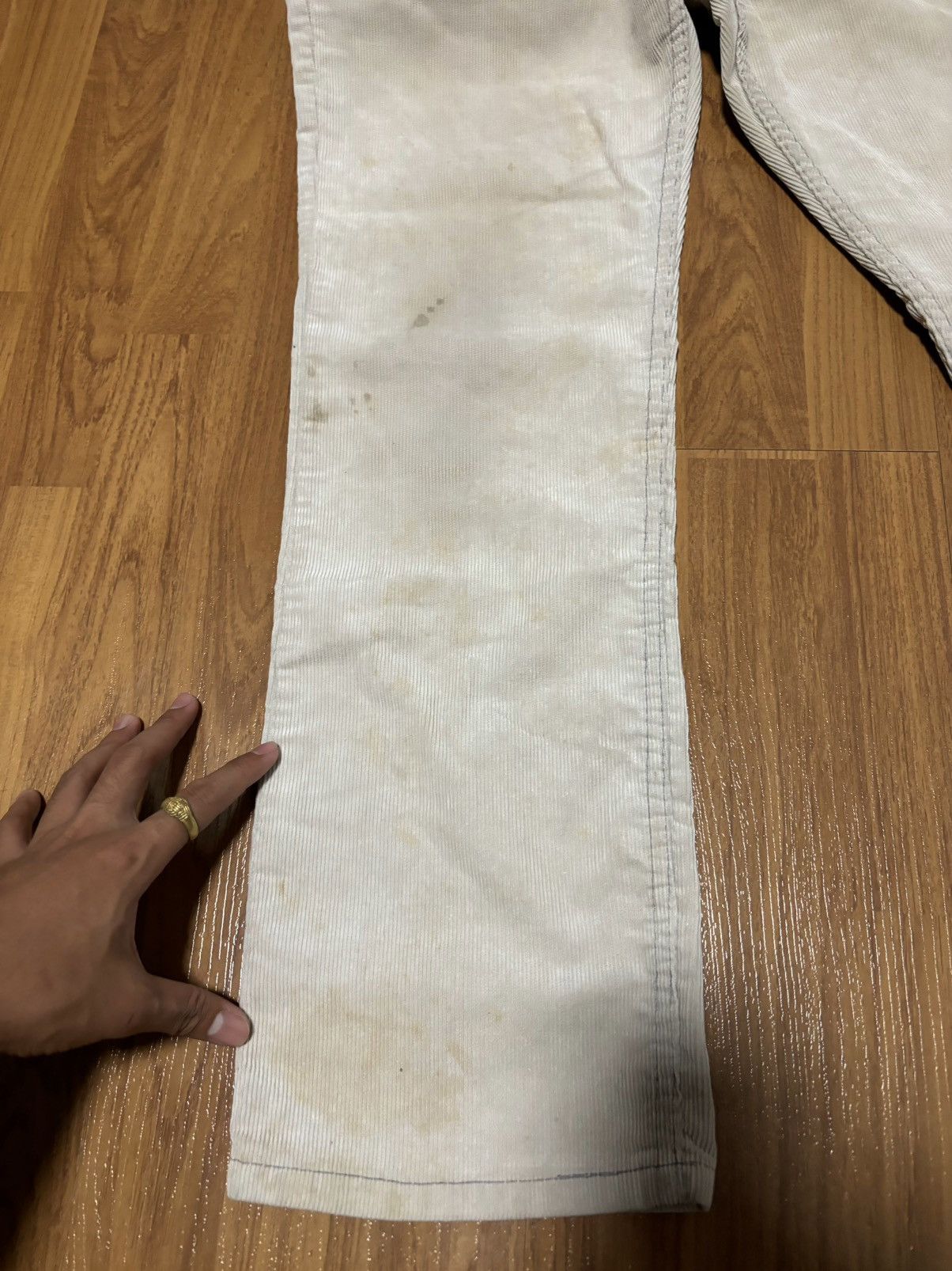 Levi's Vintage Levi’s Corduroy Flares Size US 32 / EU 48 - 4 Thumbnail