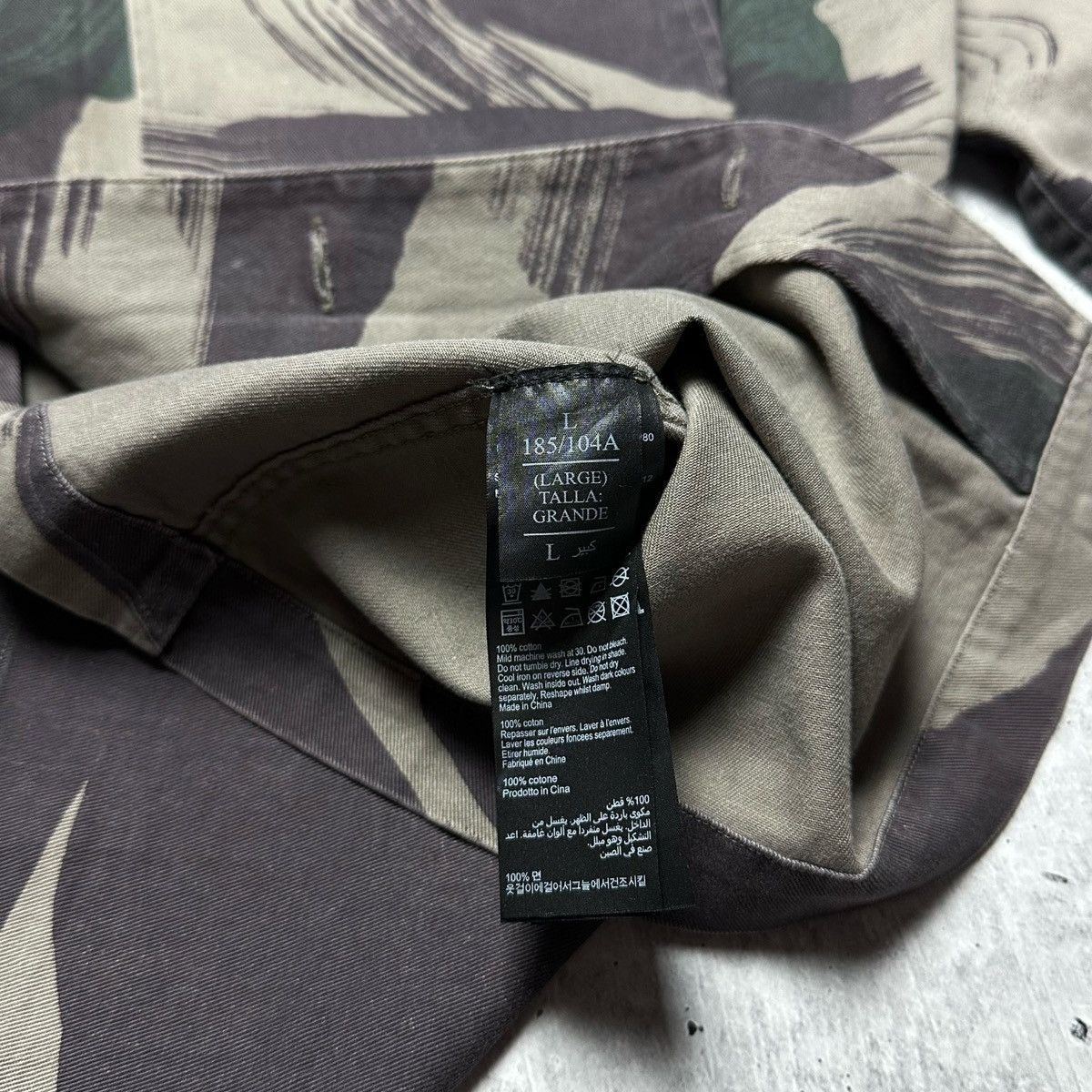 Allsaints × Japanese Brand Allsaints Mens Green Camo Section Camo-print Cotton Shirt L Size US L / EU 52-54 / 3 - 5 Thumbnail