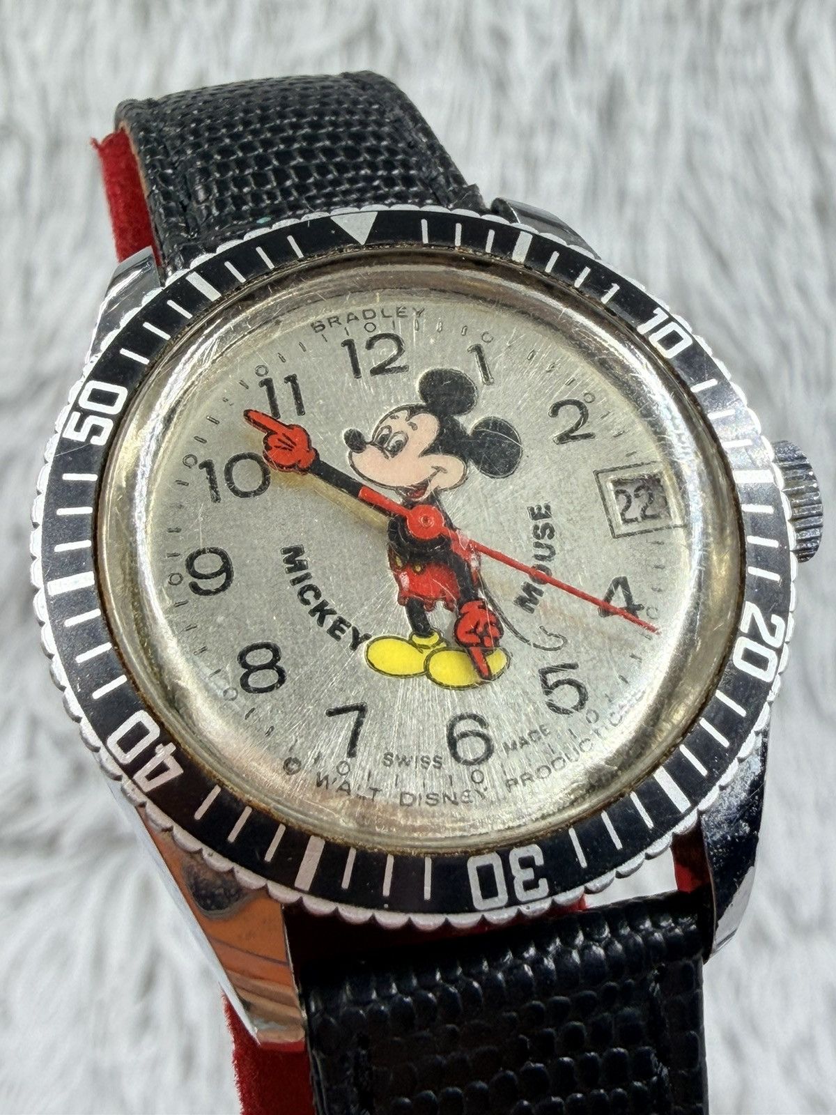 Seiko VTG Skin Diver BRADLEY Mickey Mouse Hand Wind Men’s Watch Size ONE SIZE - 6 Thumbnail