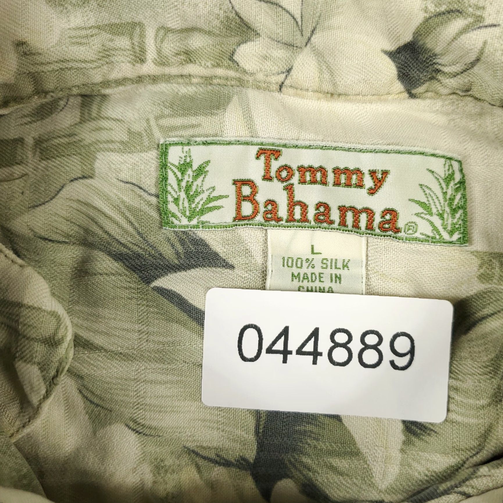 Tommy Bahama Tommy Bahama Hawaiian Shirt Mens Large Beige Floral Button-Up Short Sleeve Size US L / EU 52-54 / 3 - 7 Thumbnail