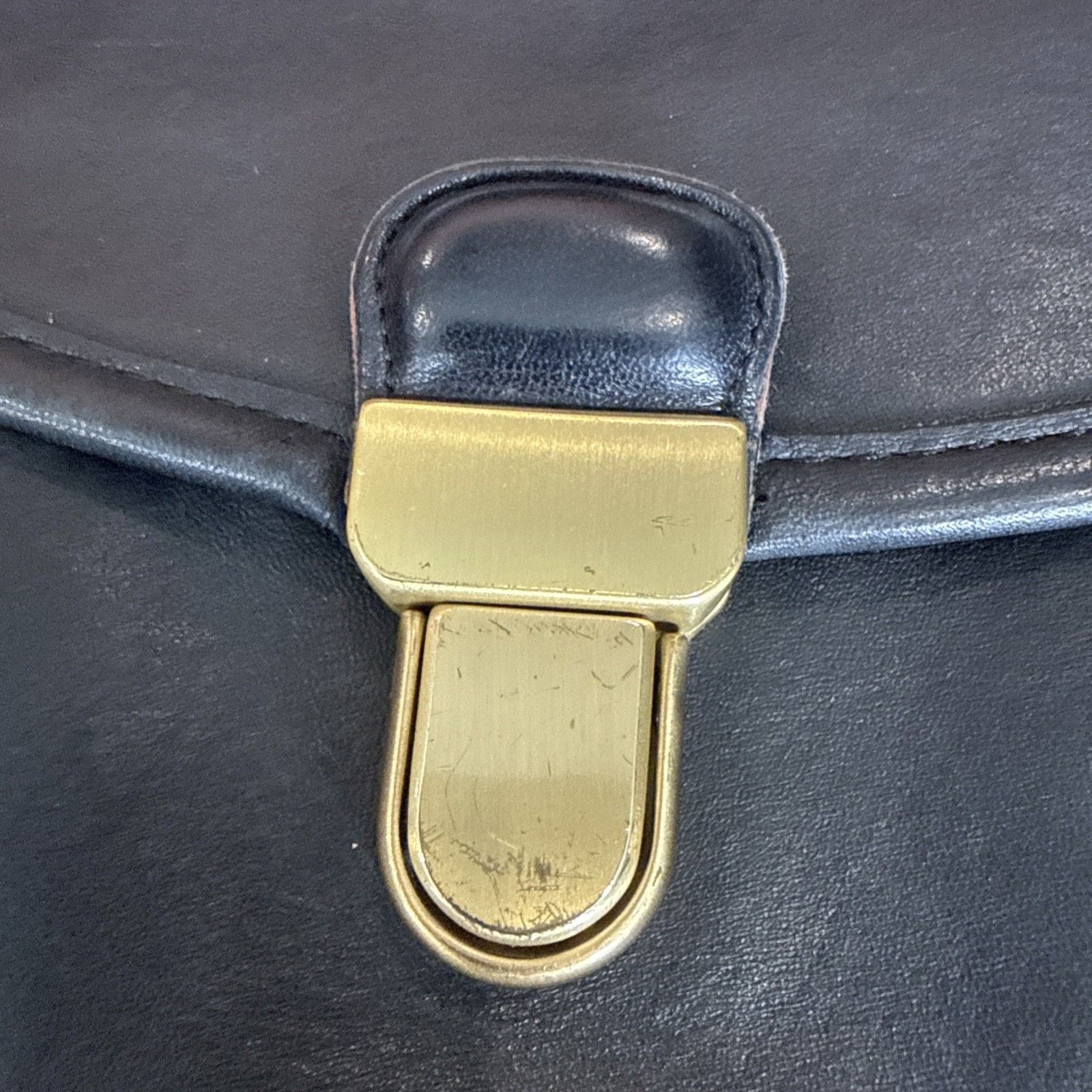 Coach Vintage Black Leather Coach Gilford Brass Touch Lock USA Size ONE SIZE - 7 Thumbnail