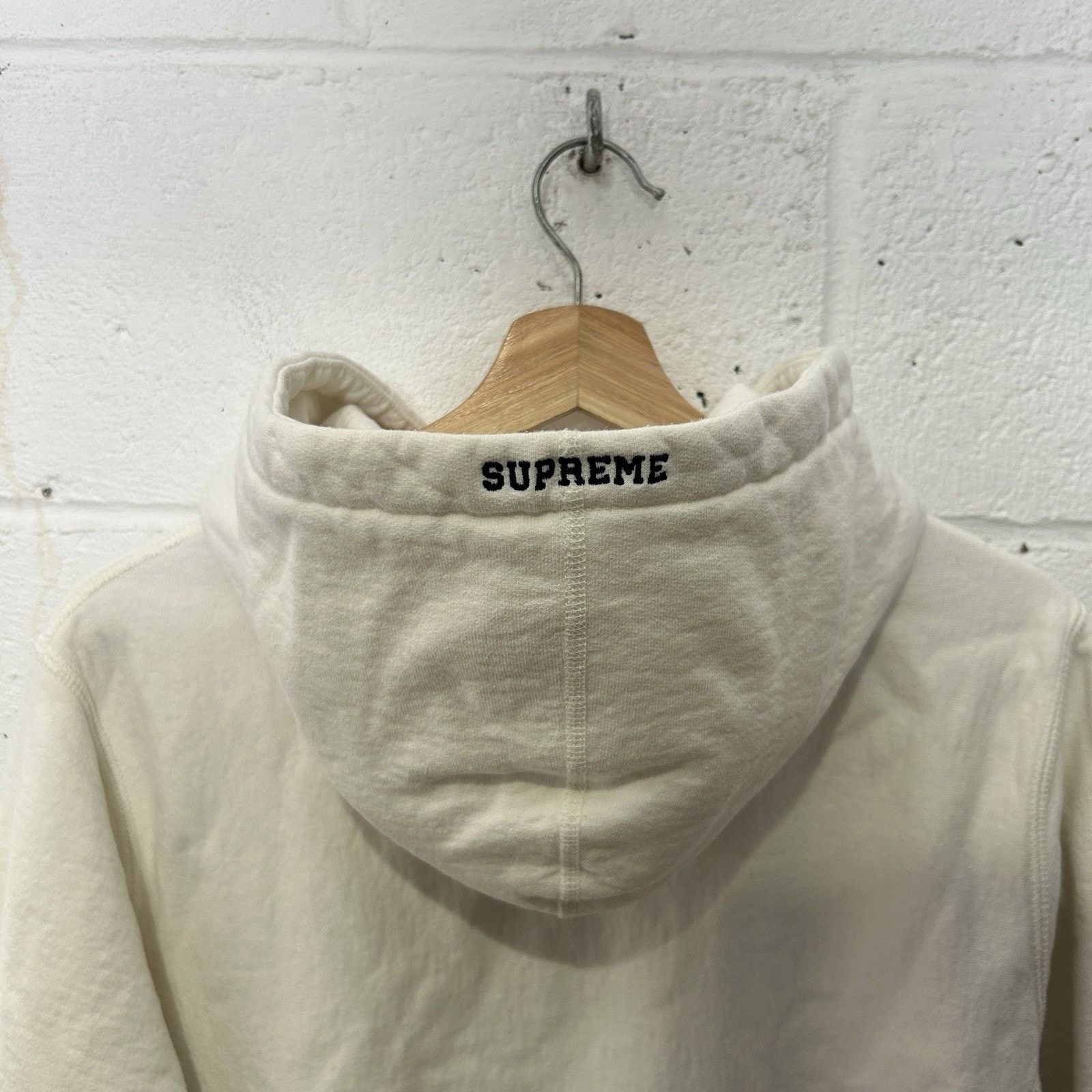 Supreme Supreme “They F*ck You Up” Poem Hooded Sweatshirt FW16 Size US M / EU 48-50 / 2 - 4 Thumbnail