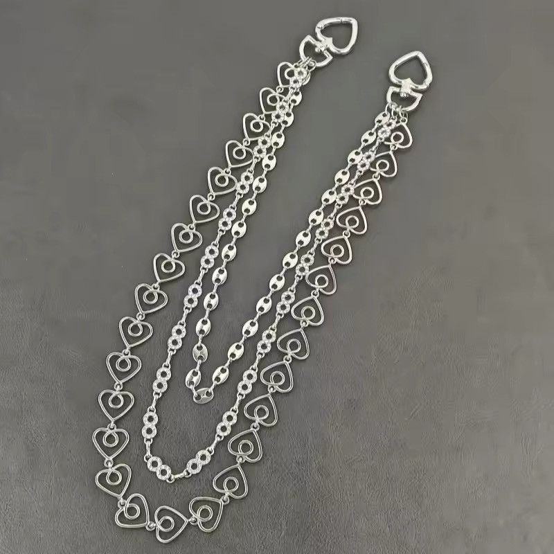 Japanese Brand × Vintage Girl Heart Shaped Rhinestone Keychain Wallet Size ONE SIZE - 4 Thumbnail