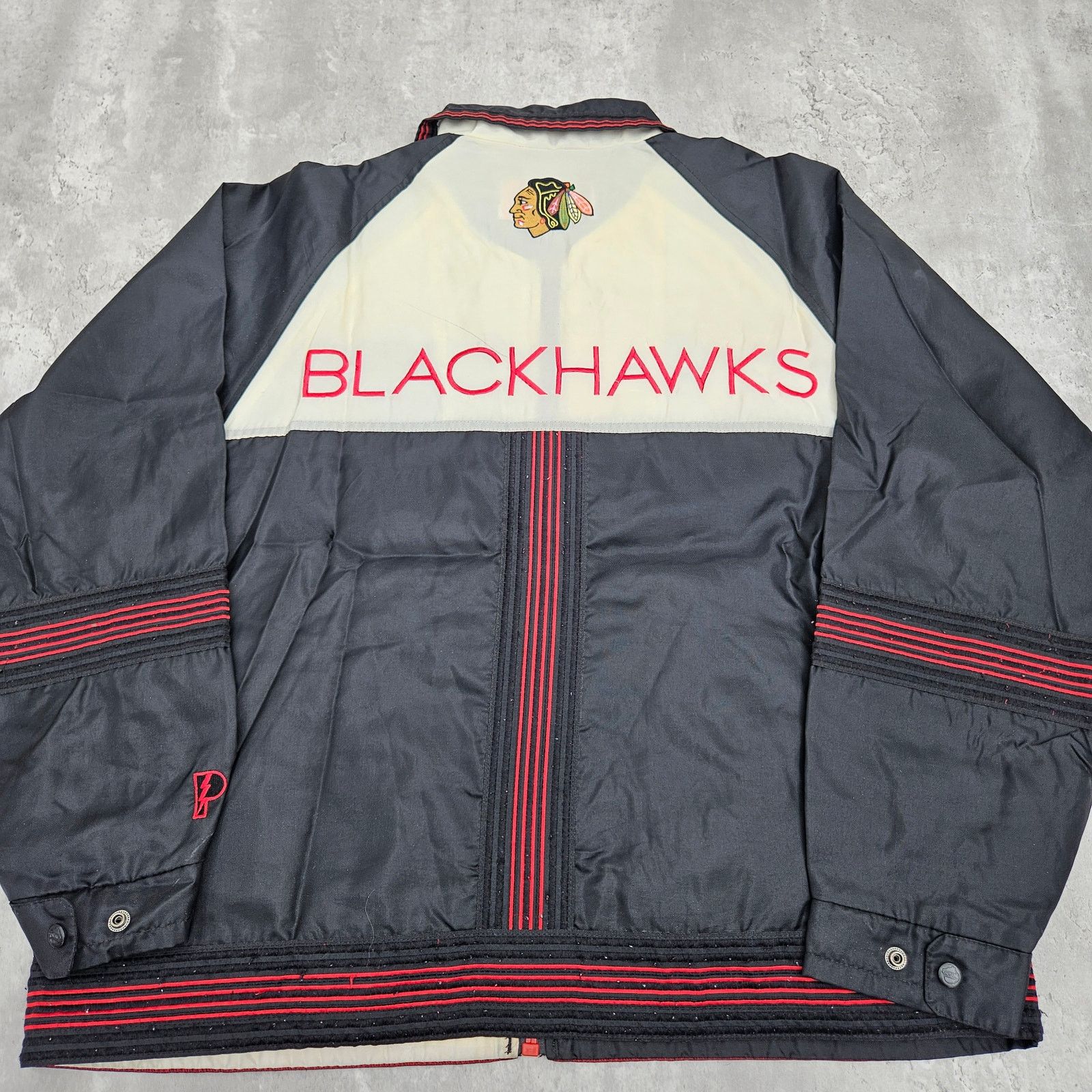 Pro Player Vintage Pro Player Black Hawks Windbreaker Jacket Mens L Size US L / EU 52-54 / 3 - 4 Thumbnail