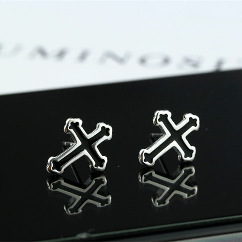 Jewelry × Sterling Silver Cross Punk Earrings One Pairs Chrome Jewelry Size ONE SIZE - 2 Thumbnail