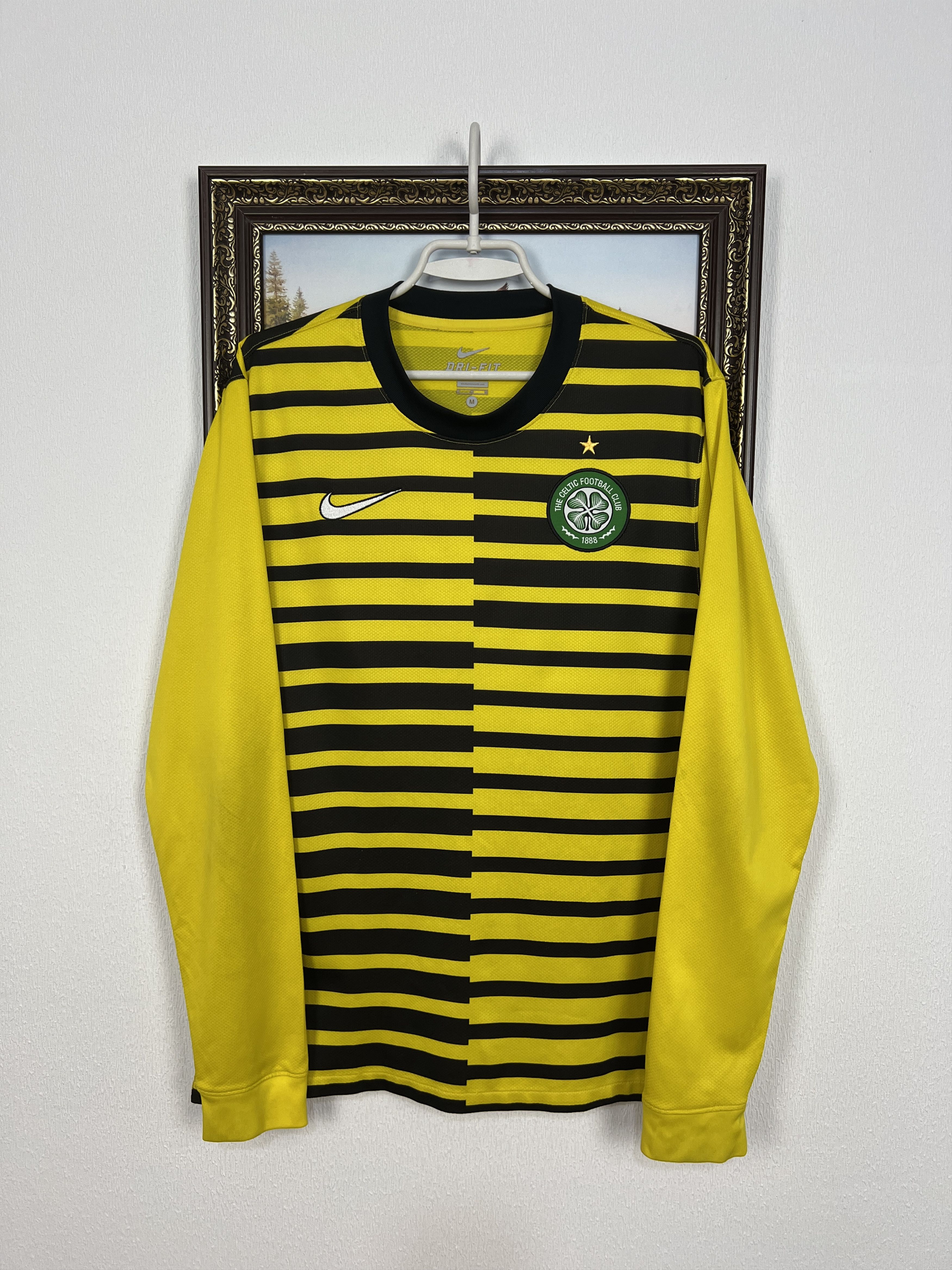 Nike Celtic Third football shirt 2011 Soccer Nike Long Sleeve Size US S / EU 44-46 / 1 - 1 Thumbnail