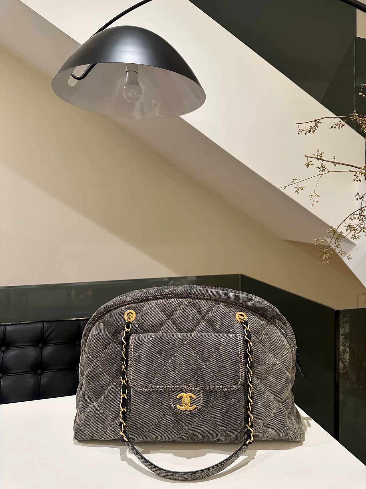 Chanel Pre-loved Bag Very good condition Size ONE SIZE - 1 Thumbnail
