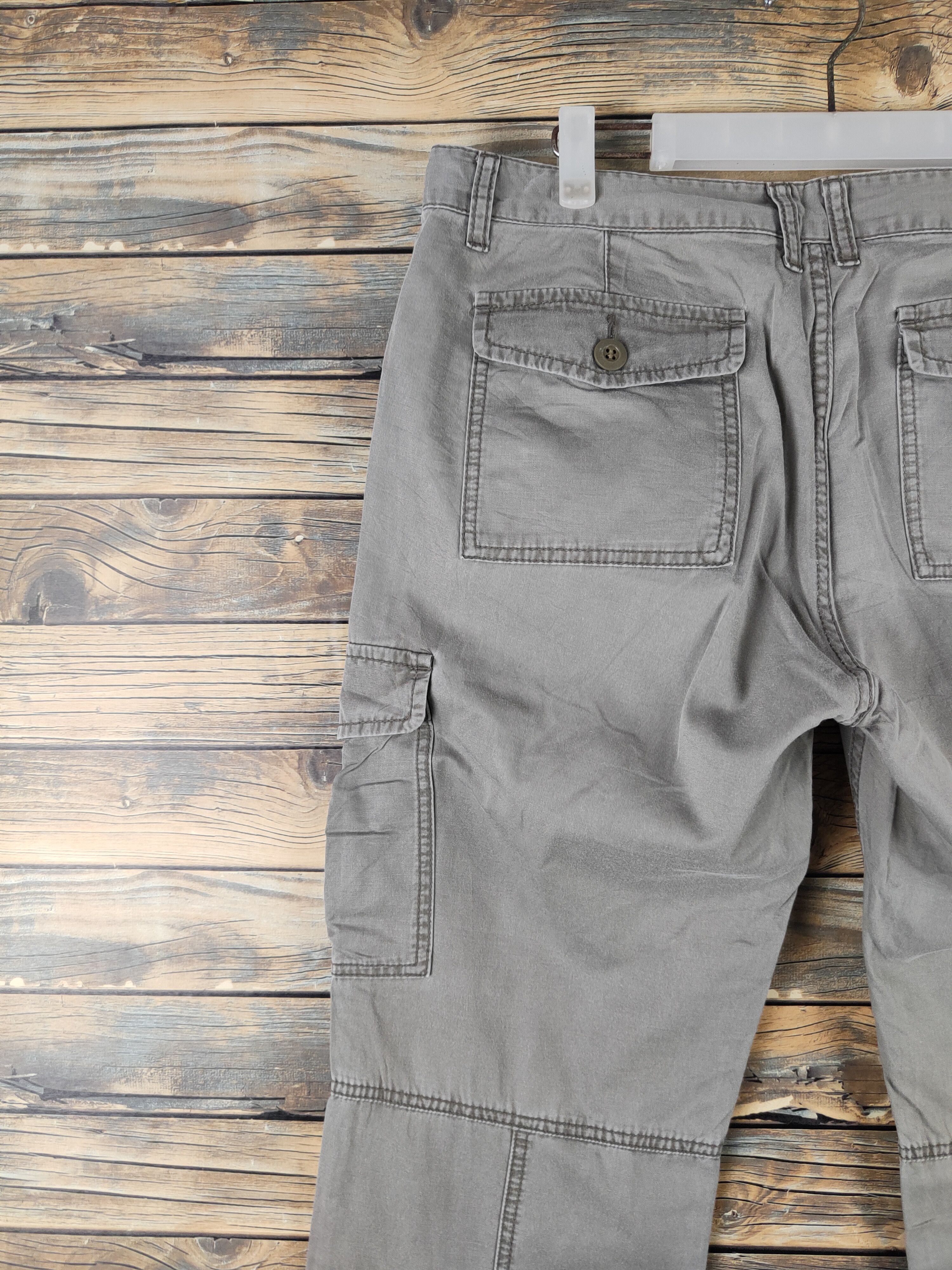 Uniqlo DL Uniqlo Olive Faded Multipocket Tactical Cargo Pants #1329 Size US 30 / EU 46 - 8 Thumbnail