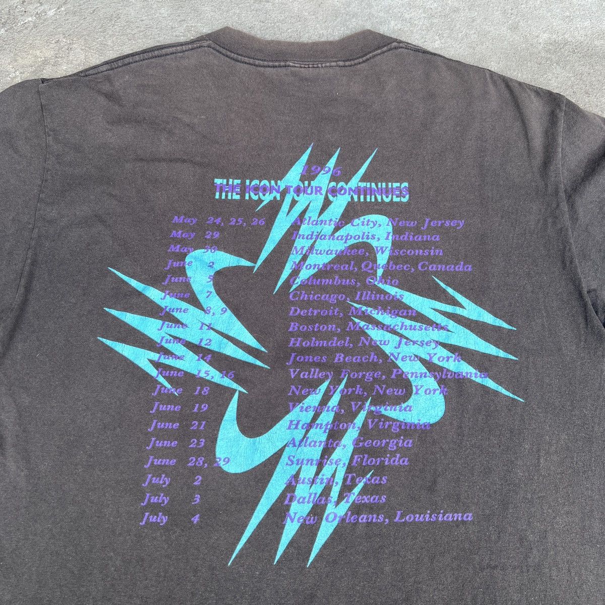 Rap Tees Vintage 90s Barry White Tour Promo Tee Faded R&B Soul Size US L / EU 52-54 / 3 - 12 Thumbnail