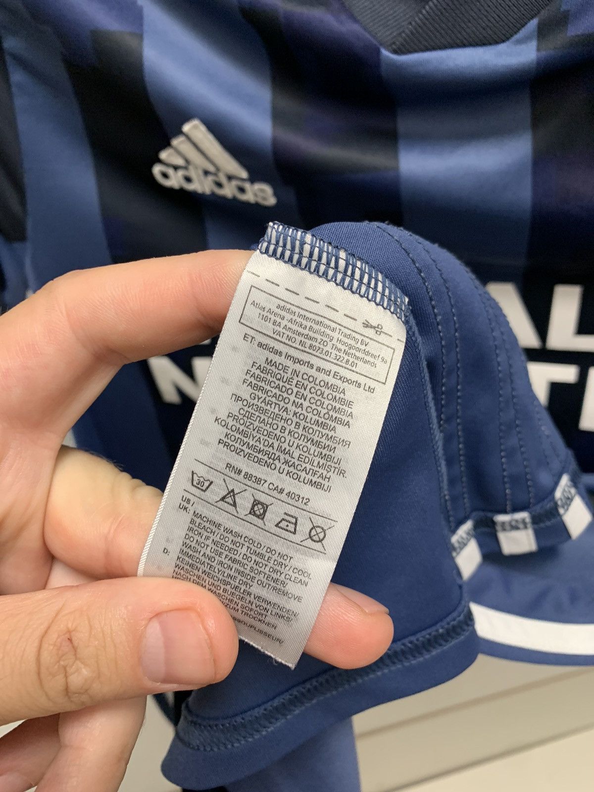 Adidas La Galaxy adidas MLS soccer jersey S sz Herbalife Size US S / EU 44-46 / 1 - 4 Thumbnail