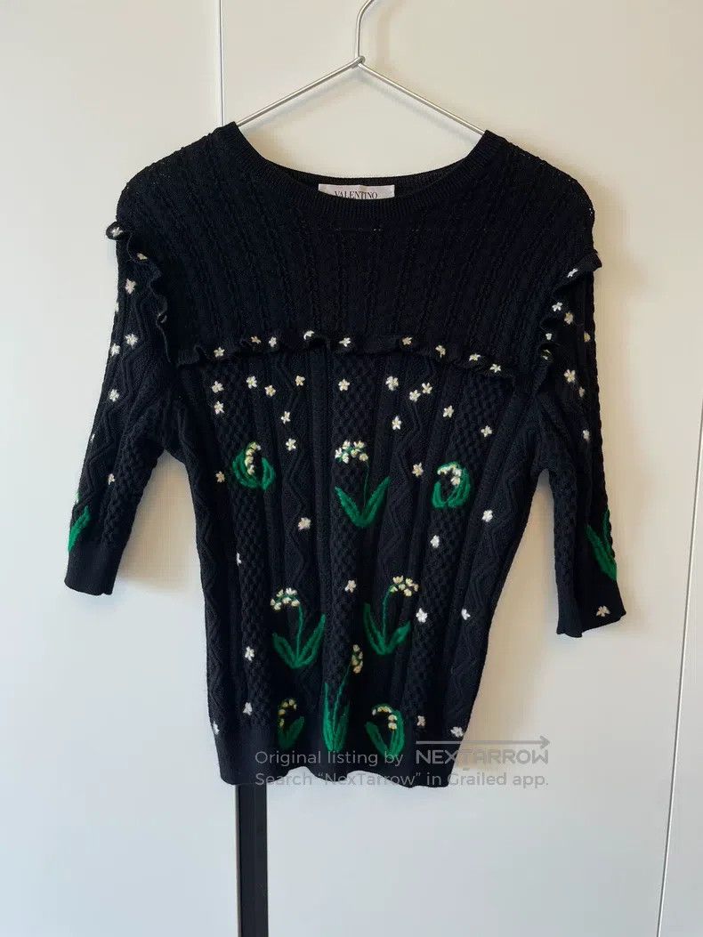 Valentino Valentino Mid-sleeve embroidered wool jumper Size L / US 10 / IT 46 - 1 Thumbnail