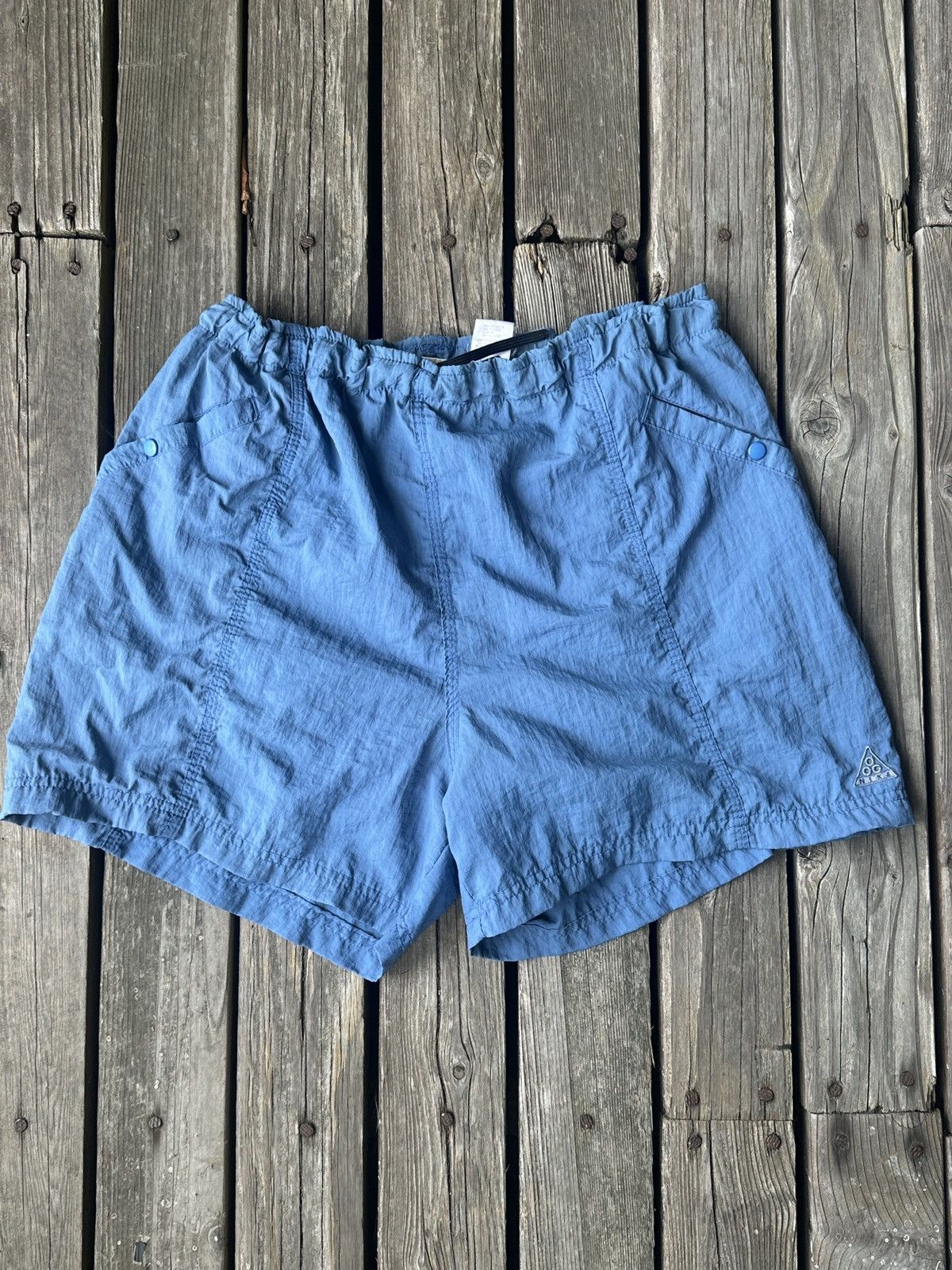 Nike Vintage Nike ACG Blue Shorts Size Large Size US 32 / EU 48 - 1 Thumbnail