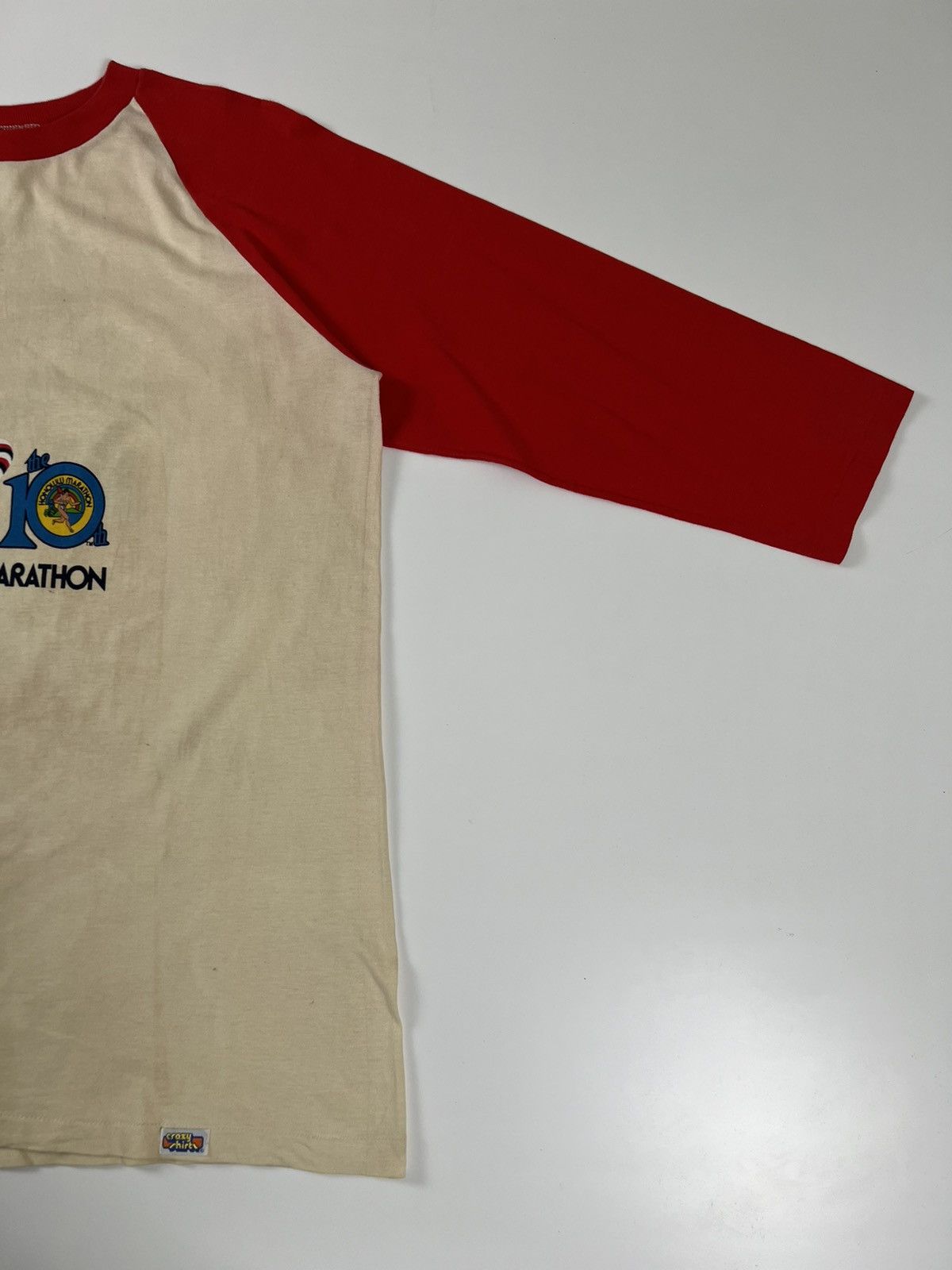 Vintage Vintage 1982 Honolulu Marathon Long Sleeve Tshirt Size US XL / EU 56 / 4 - 5 Thumbnail