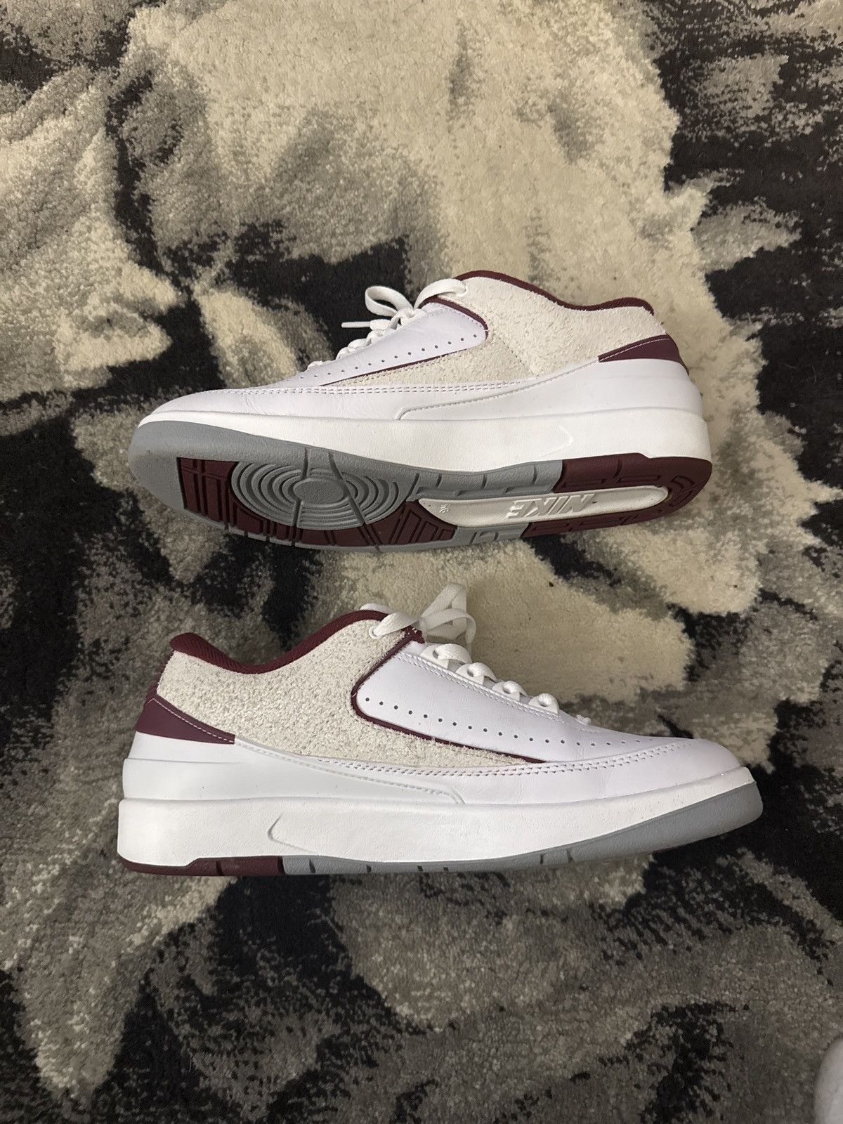 Jordan Brand Air Jordan 2 ‘Cherrywood’ Size US 9.5 / EU 42-43 - 1 Thumbnail