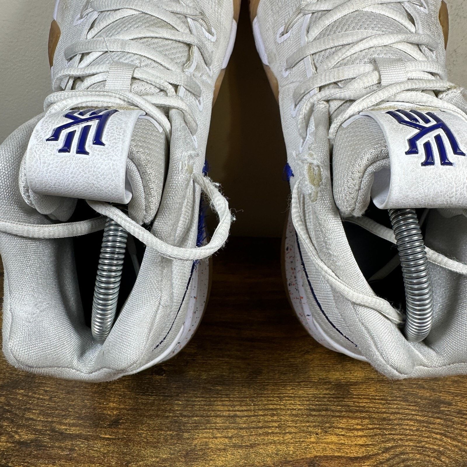 Nike Kyrie 4 Uncle Drew White Deep 943806-100 Men's Size 9