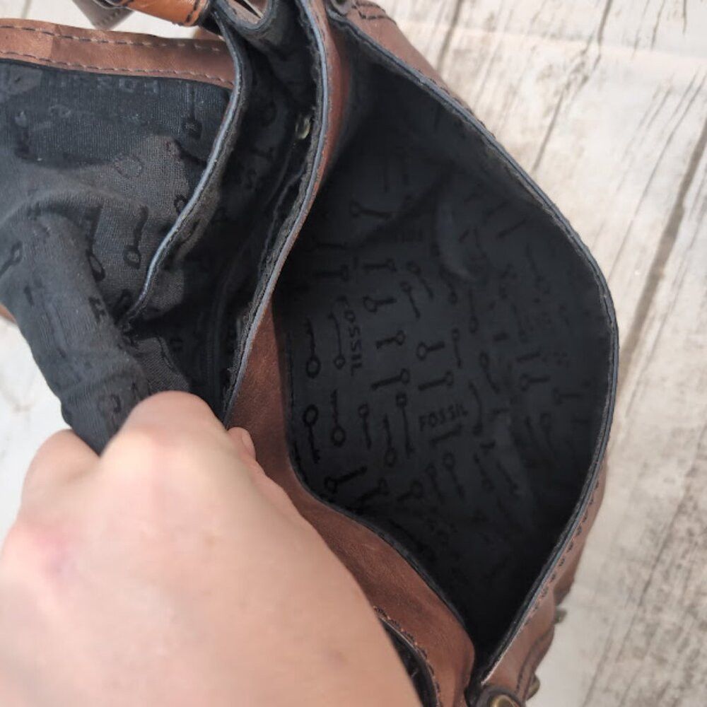Fossil Authentic Fossil Leather Satchel Crossbody Saddle Bag Horse Size ONE SIZE - 9 Thumbnail