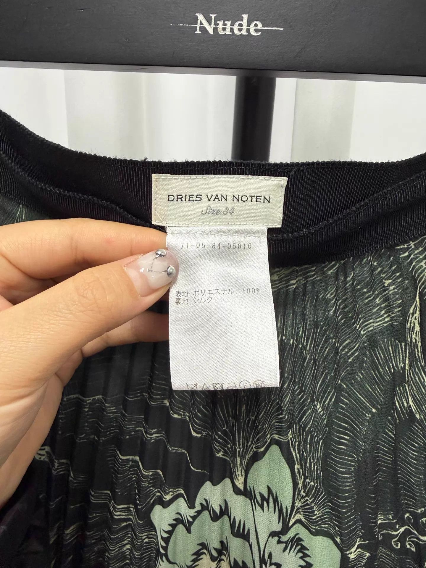 Dries Van Noten DRIES VAN NOTEN Floral Print Pleated Midi Skirt Size 24" / US 00 / IT 34 - 4 Thumbnail