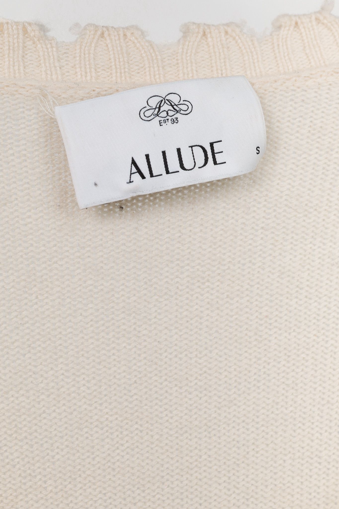 Allude Cream Wool & Cashmere Distressed V-Neck Cardigan