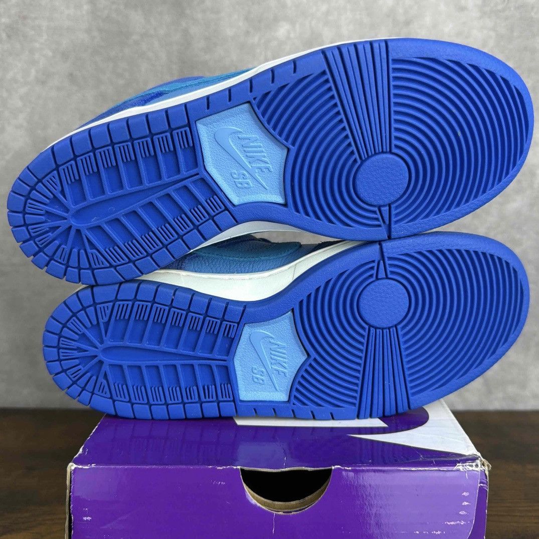 Nike NEW Nike SB Dunk Low Blue Raspberry Size 5 / 6.5W DM0807-400 Size US 5 / EU 37 - 7 Thumbnail
