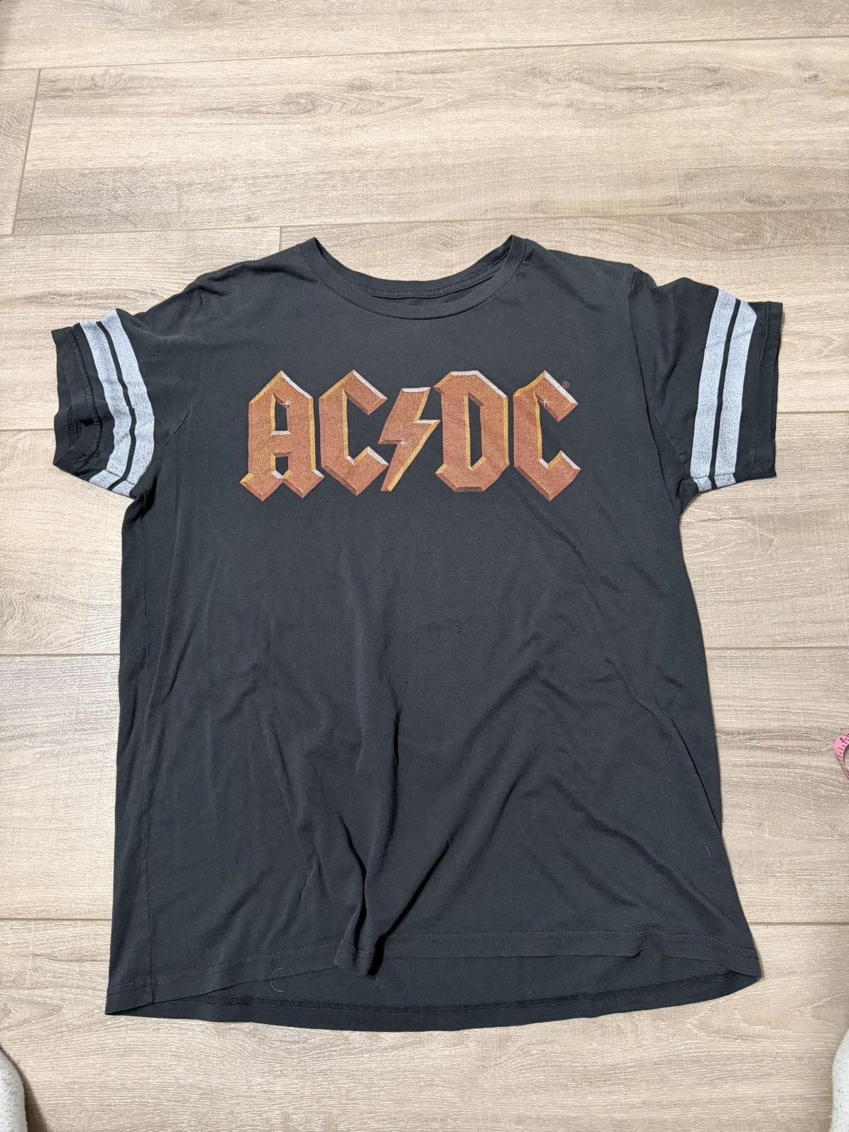AC/DC Vintage Band Tee Size M / US 6-8 / IT 42-44 - 1 Thumbnail