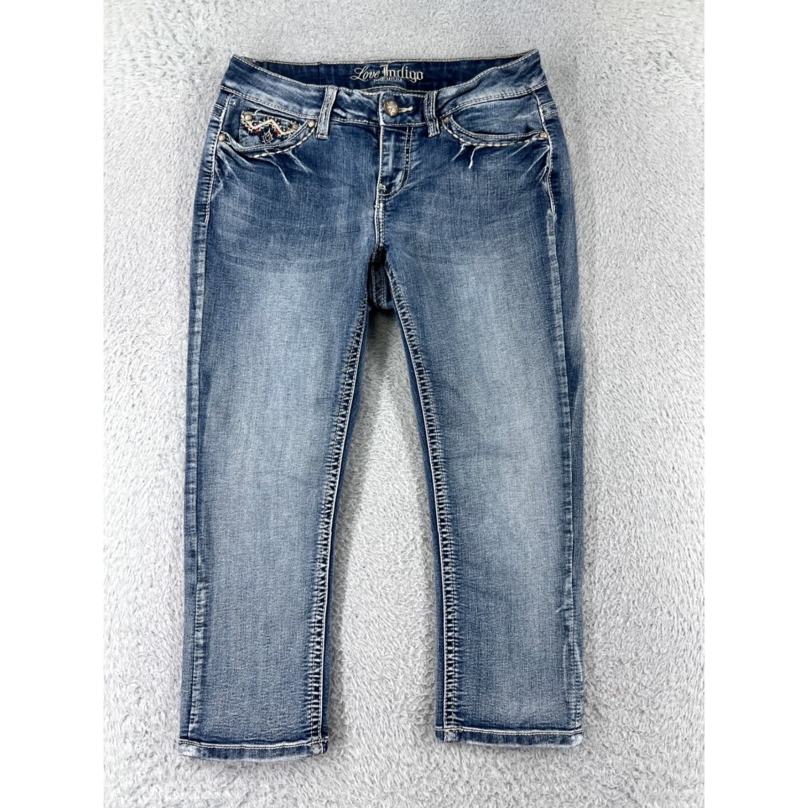 Denime Love Indigo Jeans Women 4 Capri Blue Denim Embroidered Sequin 5-Pocket Regular Inseam 20 in Capri Jeans Womens Size 27" / US 4 / IT 40 - 2 Thumbnail