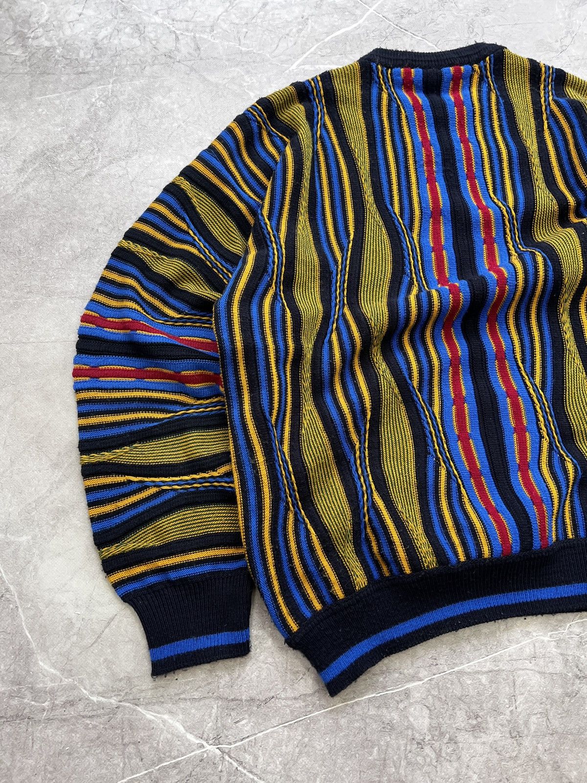 Other Vintage 90s cable knit multicolour Coogi style sweater Size US L / EU 52-54 / 3 - 11 Thumbnail