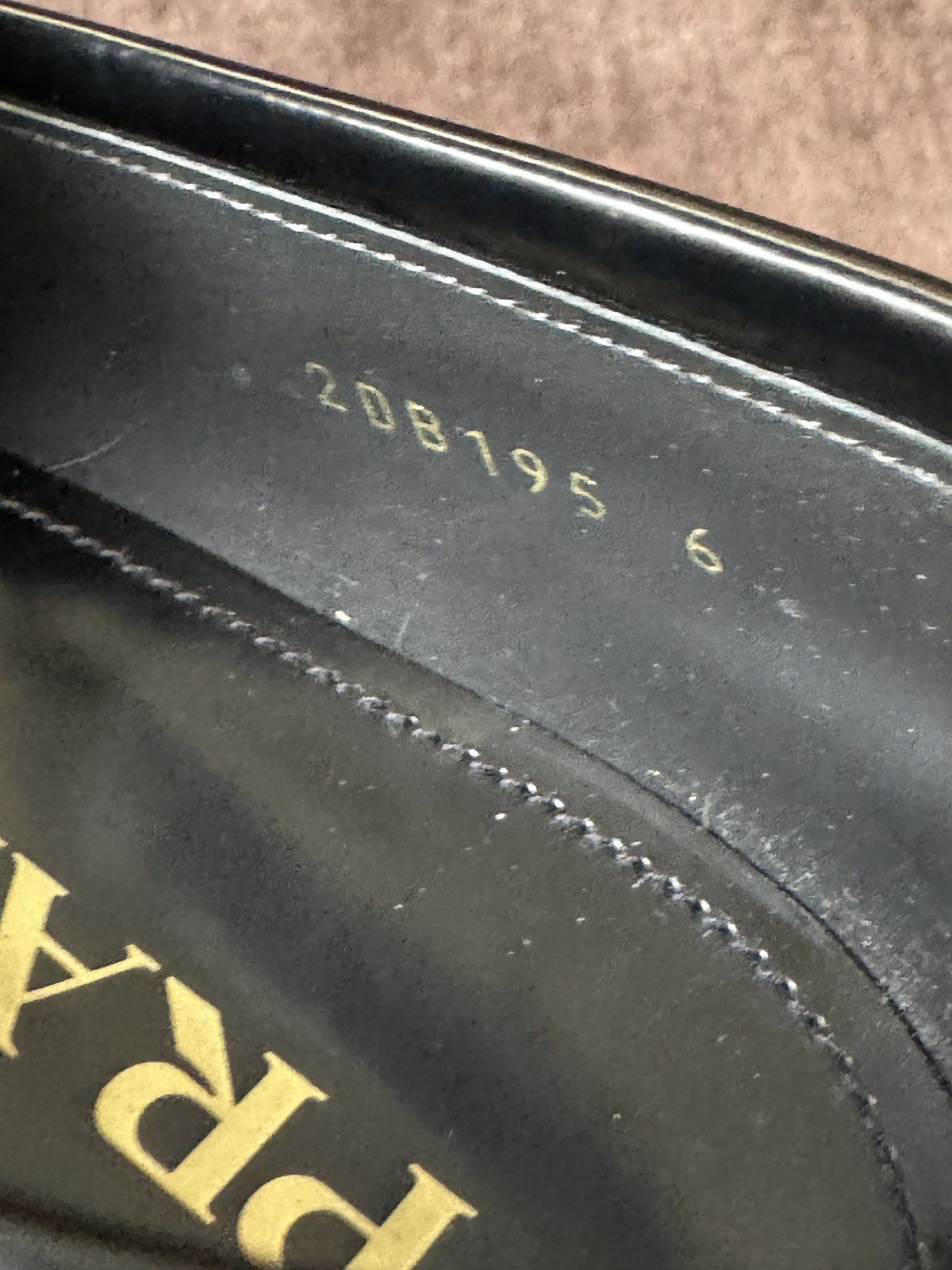 Prada Prada leather Logo Loafer Size US 7 / EU 40 - 6 Thumbnail
