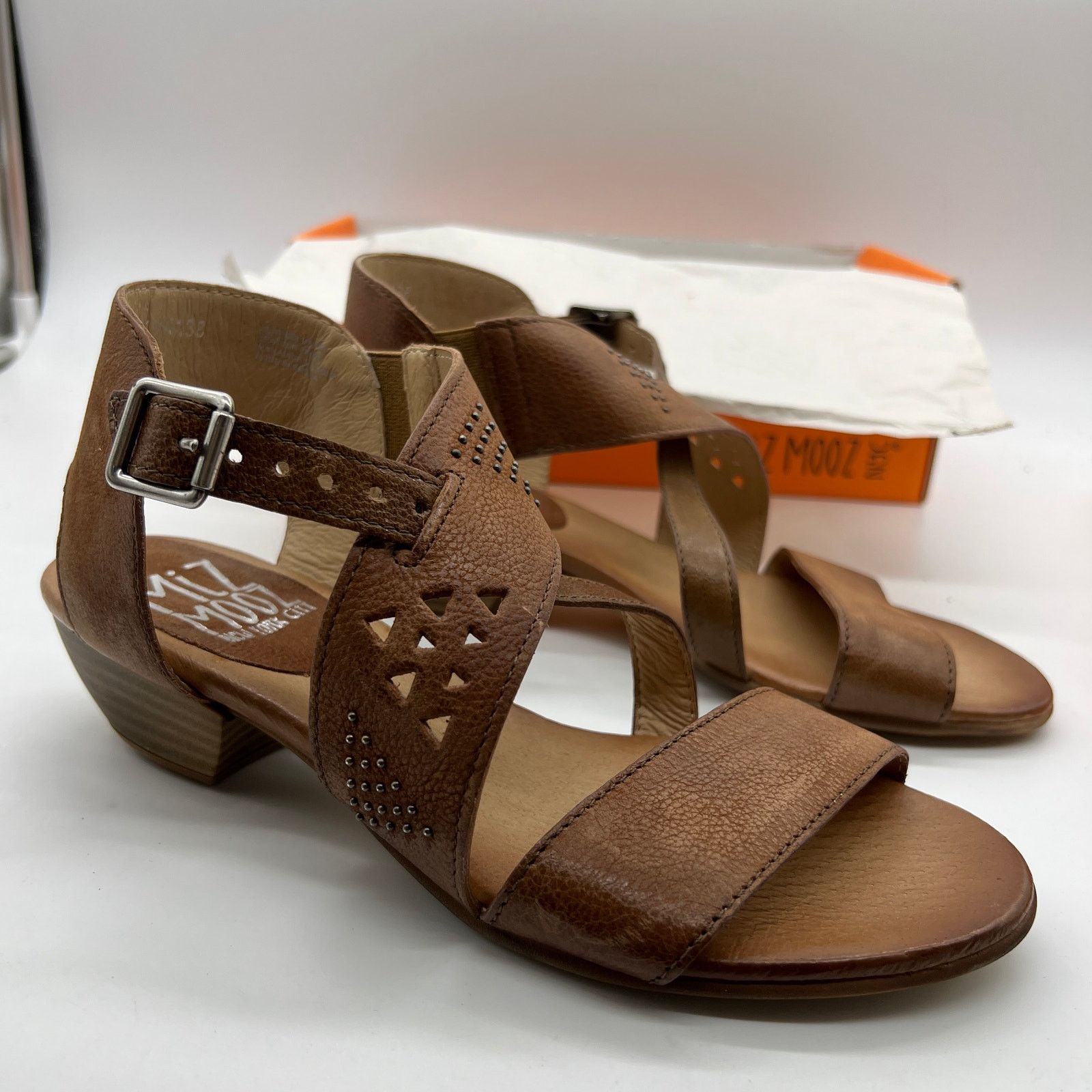 Other Miz Mooz Leather Heeled Sandals Womens Size 7.5 Brown Cienna Size US 7.5 / IT 37.5 - 2 Thumbnail
