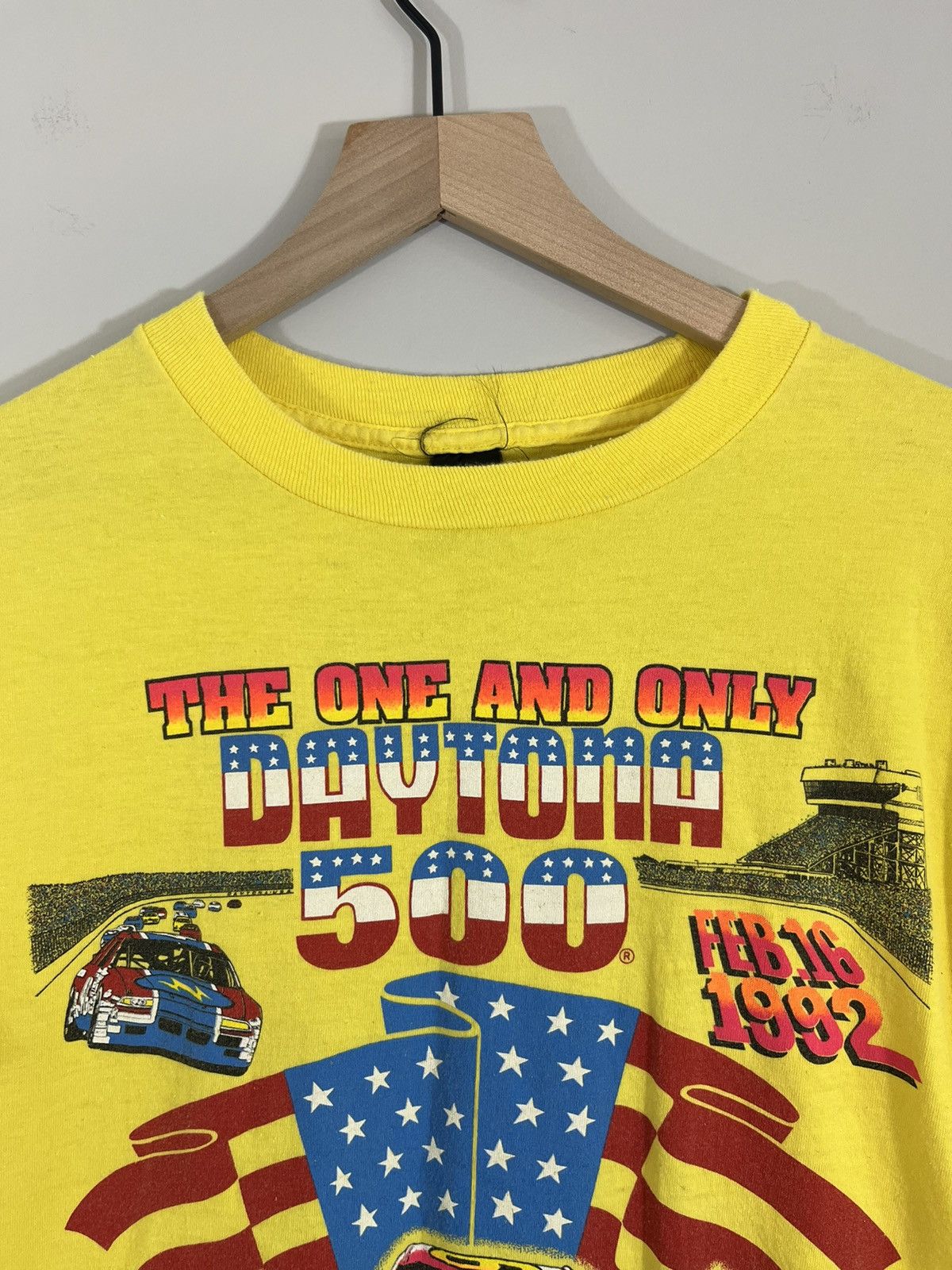 Vintage Single Stitch Daytona 500 NASCAR 1992 Tee Size US L / EU 52-54 / 3 - 2 Thumbnail