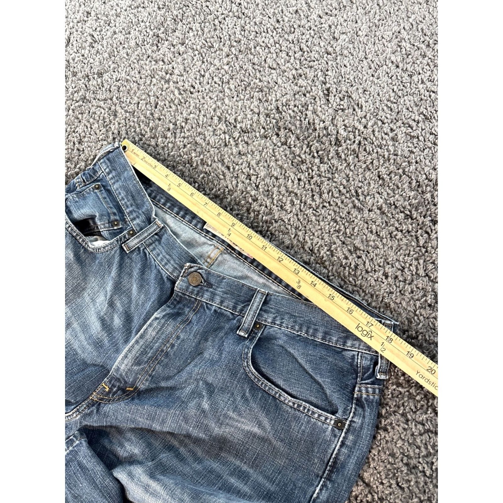 Levi's VINTAGE Levi's Jeans 569 Loose Straight Denim 36x29 Faded Baggy Skater Mens Size US 36 / EU 52 - 4 Thumbnail