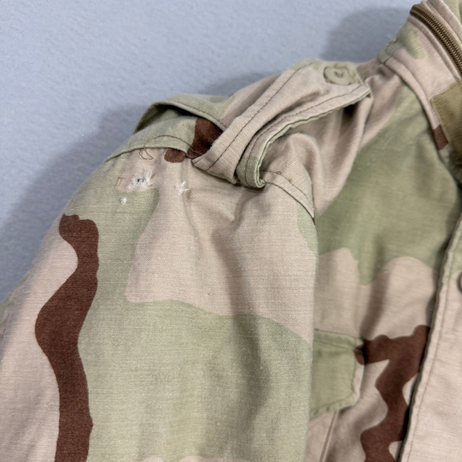 Vintage Vintage US Army M-65 Field Jacket Men's Large Desert Camo Size US L / EU 52-54 / 3 - 5 Thumbnail