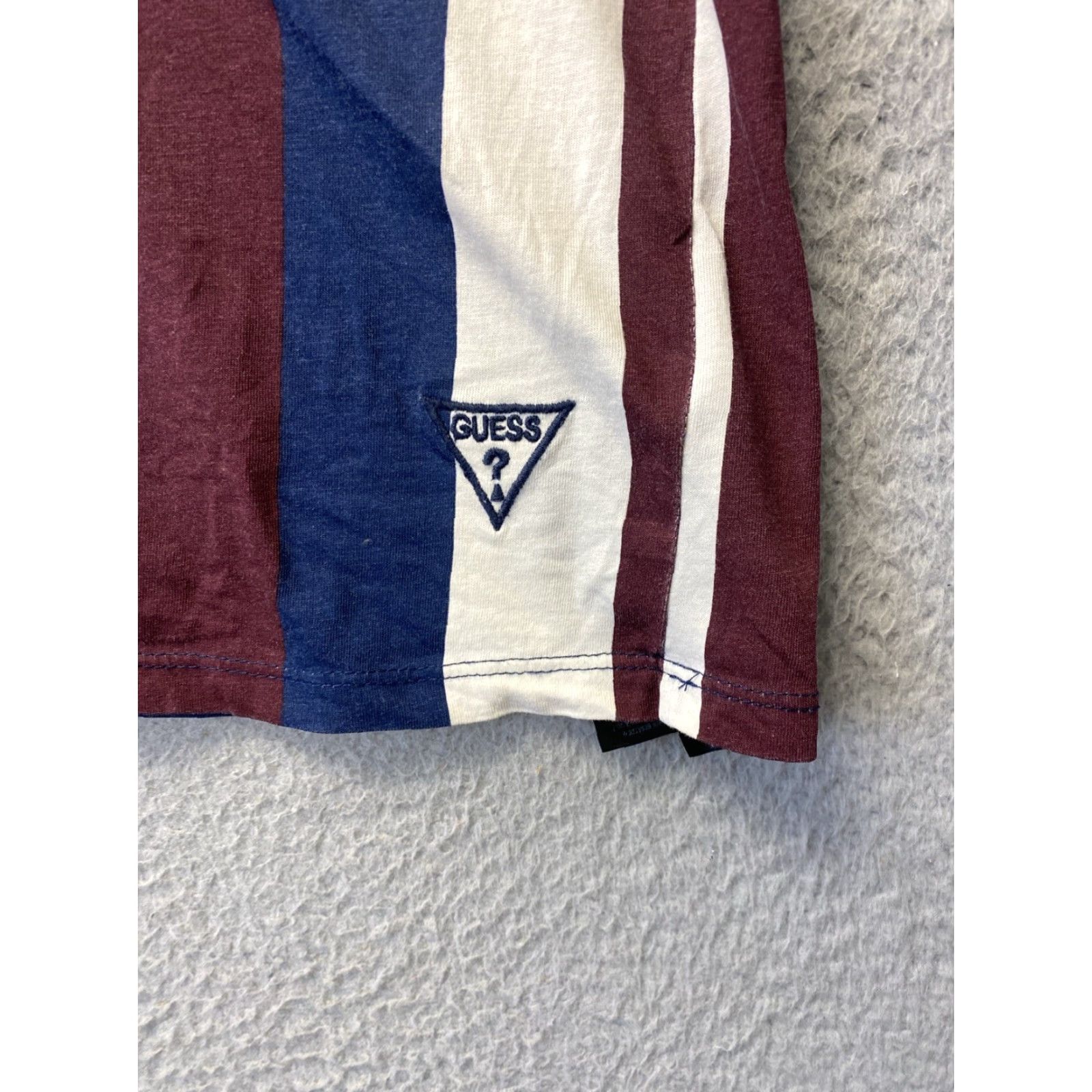 Guess Guess striped short sleeve Red/white T Shirt XL 36-88 Size US XL / EU 56 / 4 - 2 Thumbnail