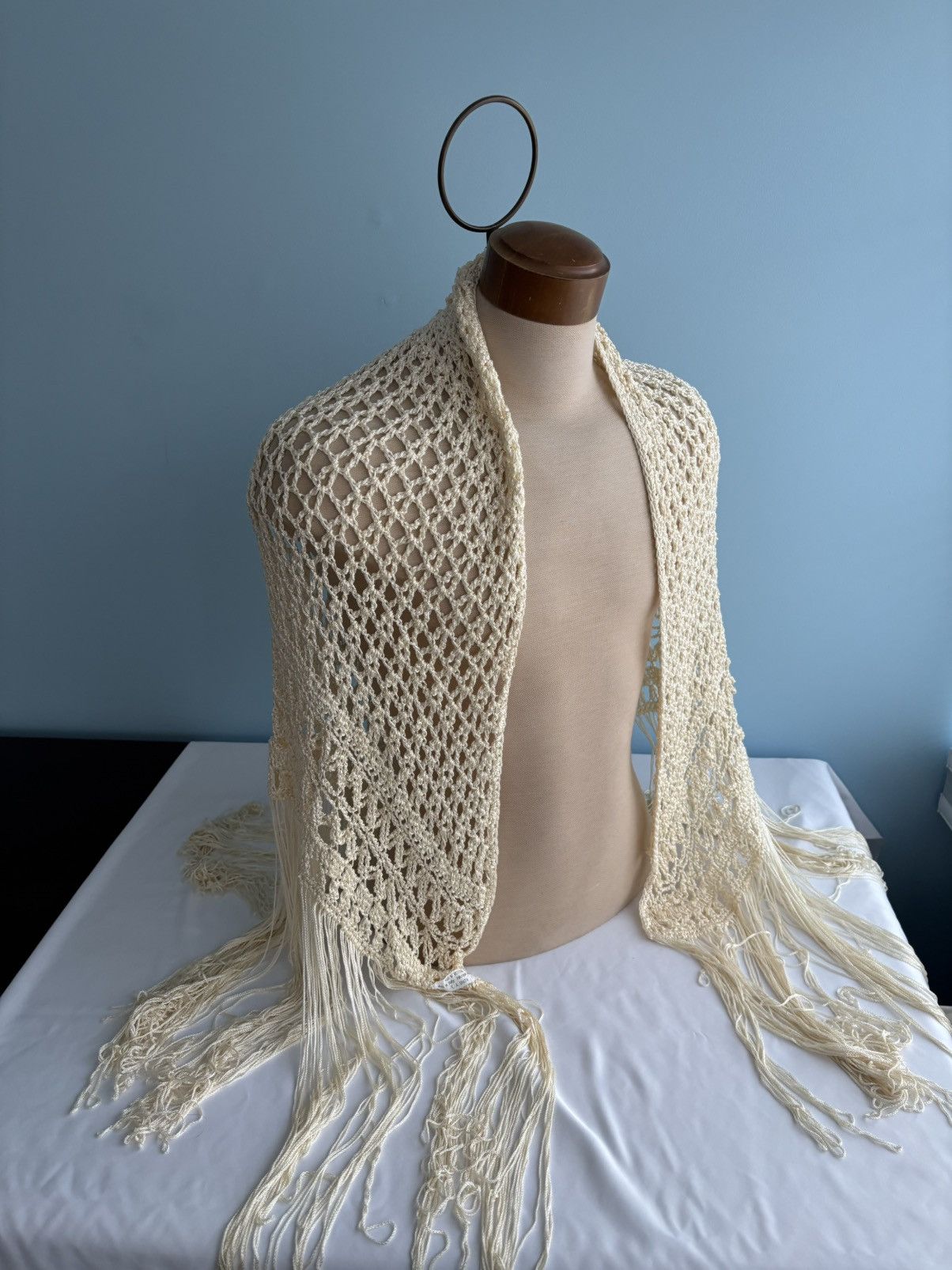 Vintage Vintage Knit Scarf 1970s Loose Triangle Fringe Made in Italy Size ONE SIZE - 11 Thumbnail