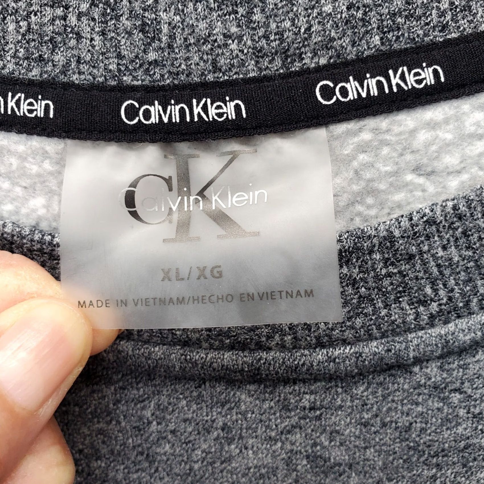 Calvin Klein Calvin Klein Cropped Sweatshirt Womens XL Gray Fleece Lined Oversized Pullover - CK Pullover Sweatshirt Women XL Gray Size XL / US 12-14 / IT 48-50 - 5 Thumbnail