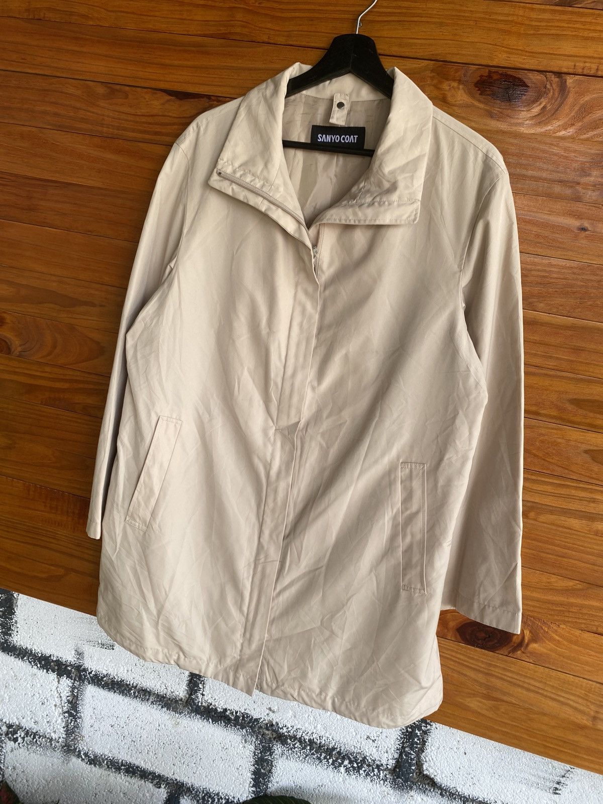 Sanyo Vintage Beige Sanyo Coat Women’s Windbreaker Jacket Japan Size L / US 10 / IT 46 - 4 Thumbnail