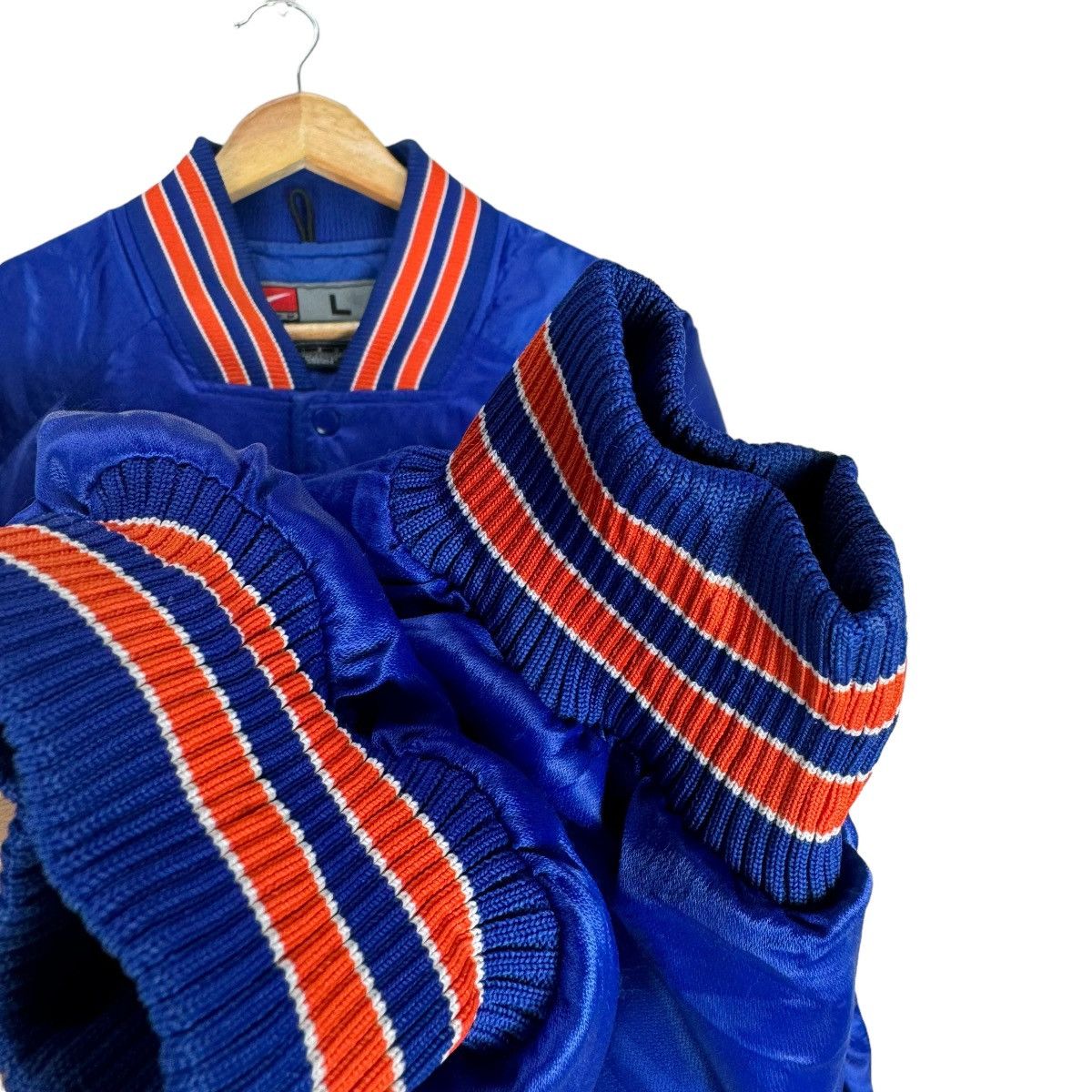 Nike 🌟VINTAGE 90s NIKE NEW YORK KNICKS NBA VARSITY JACKET Size US L / EU 52-54 / 3 - 5 Thumbnail