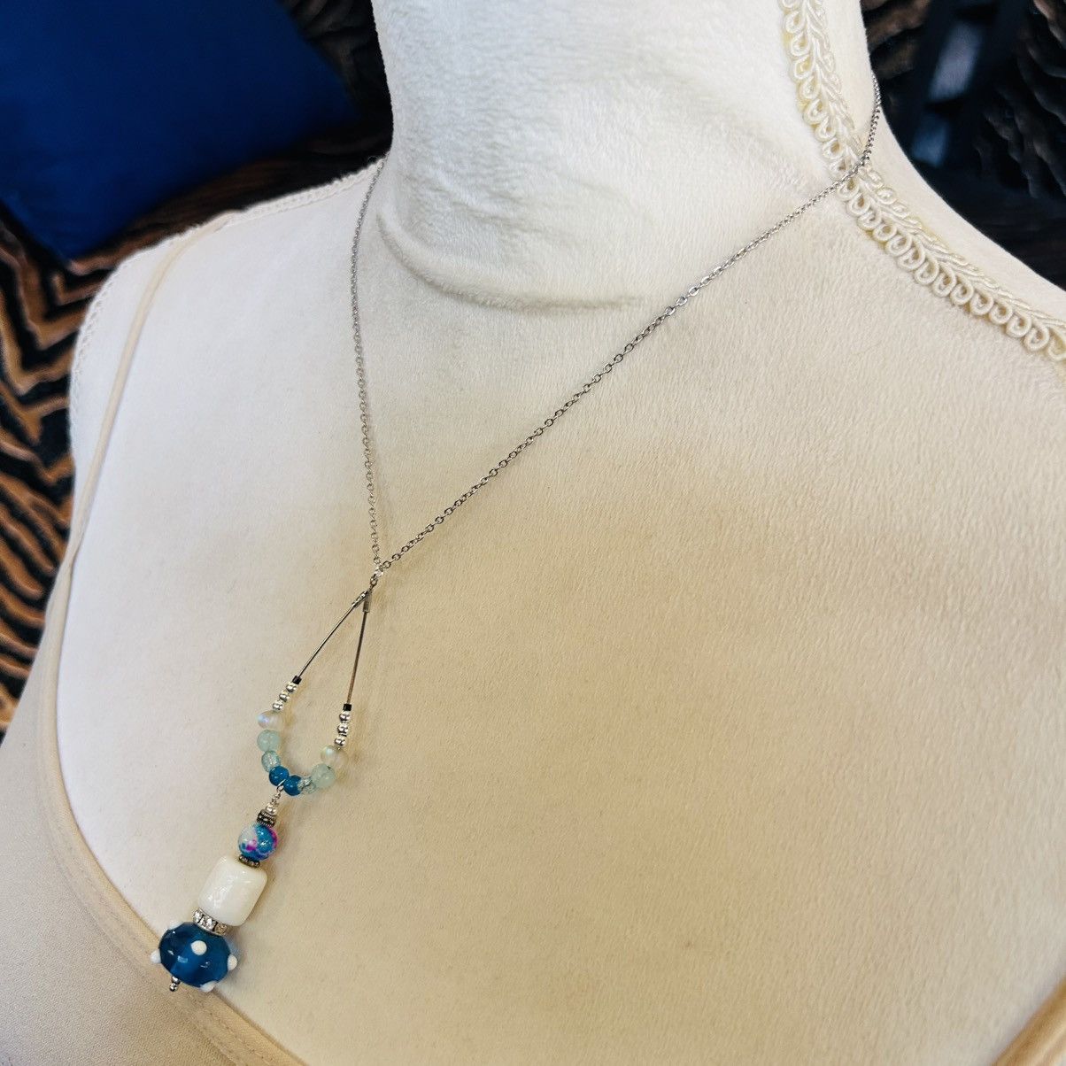 Handmade Handcrafted vintage bead changeable charm pendant necklace Size ONE SIZE - 4 Thumbnail