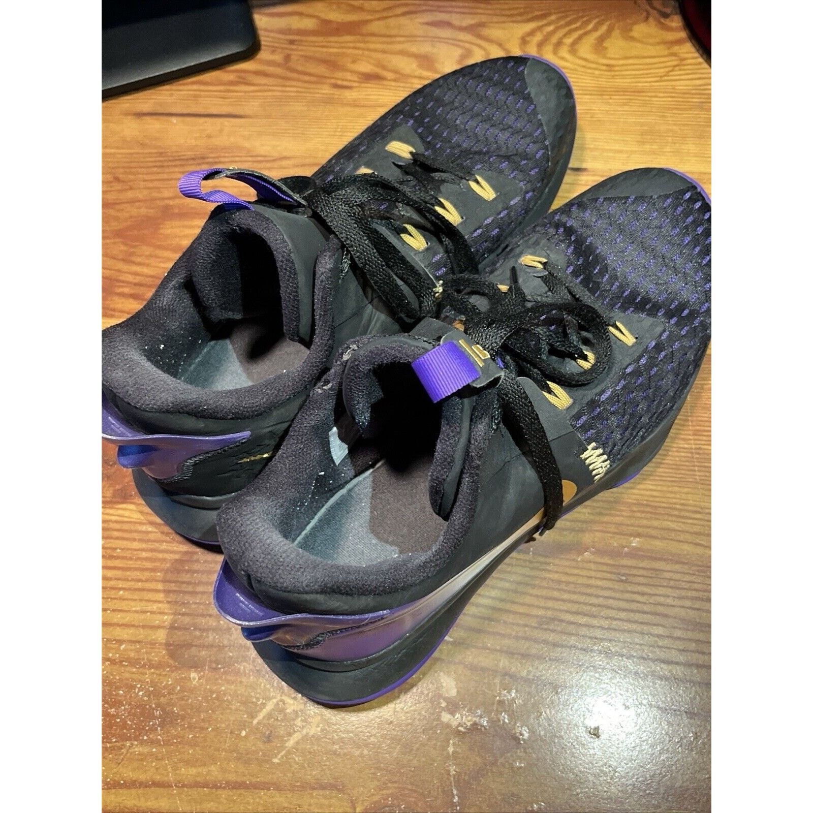 Nike Nike Lebron Witness V 5 Black Purple Gold Size Men's US 12.5 Size US 12.5 / EU 45-46 - 6 Thumbnail