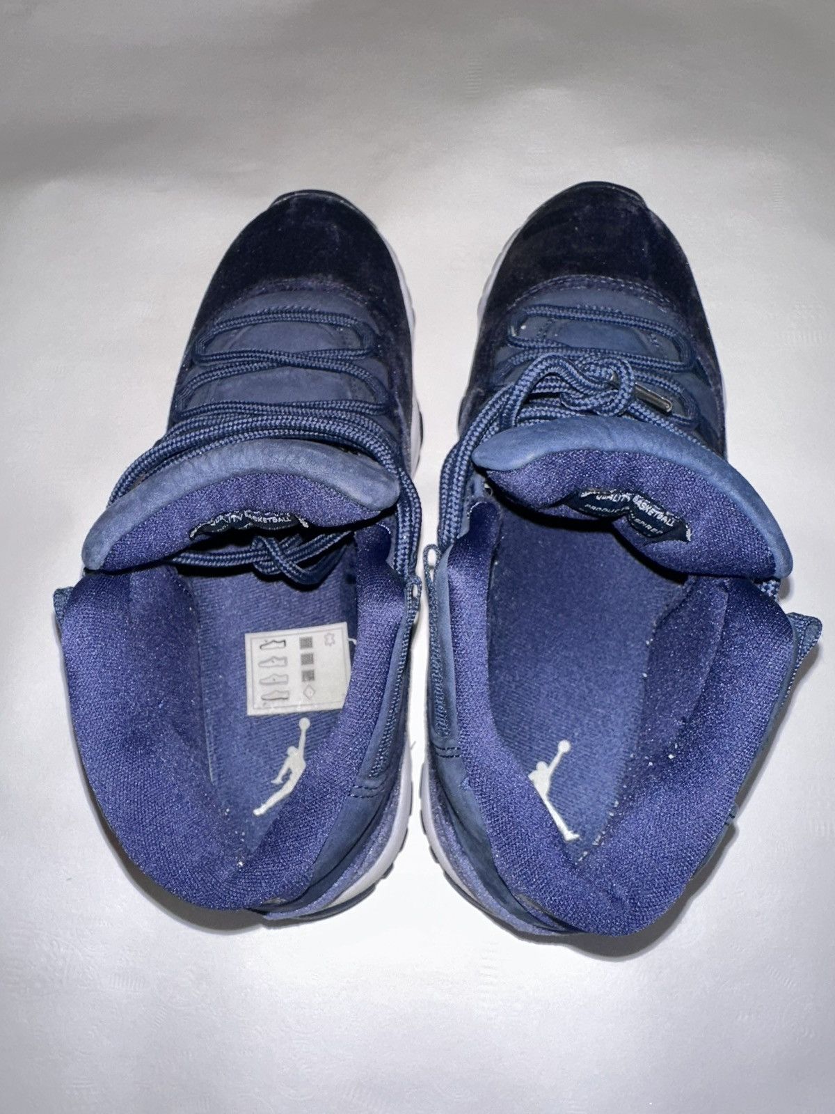 Jordan Brand Women’s Midnight Navy Jordan 11s Size US 8 / IT 38 - 7 Thumbnail