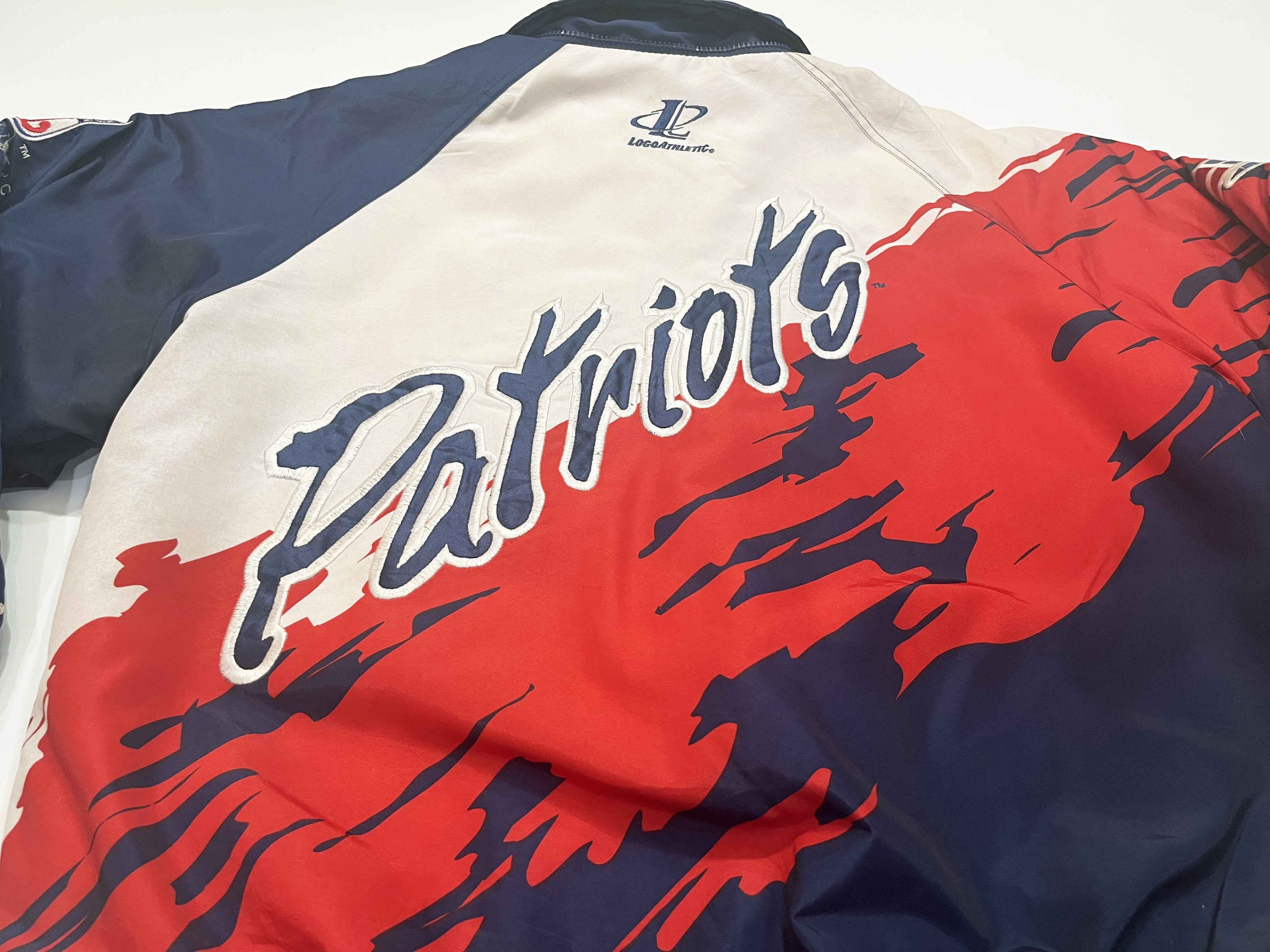 Logo Athletic Logo Athletic NFL New England Patriots Splash Puffer Jacket Size US L / EU 52-54 / 3 - 7 Thumbnail