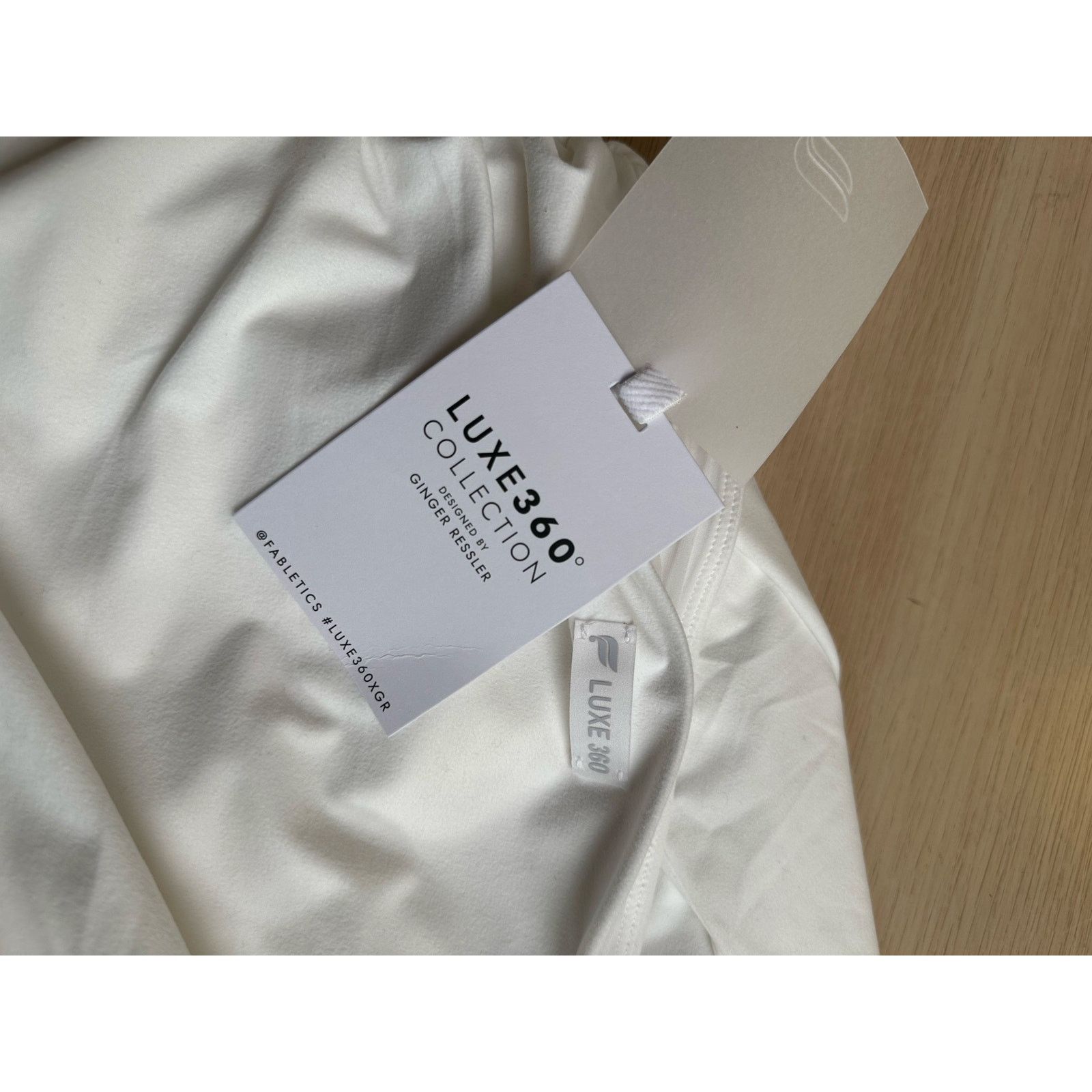Fabletics Fabletics Luxe 360 Sleek White Skirt - Size XS - New Size 25" / US 0 / IT 36 - 8 Thumbnail