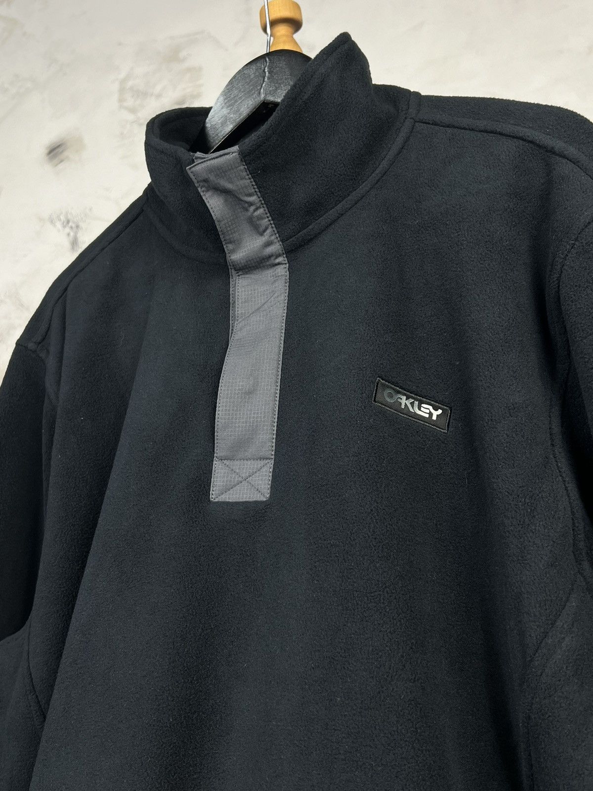 Oakley Oakley Performance Fit Fleece Pullover Size XL - XXL Size US XXL / EU 58 / 5 - 3 Thumbnail